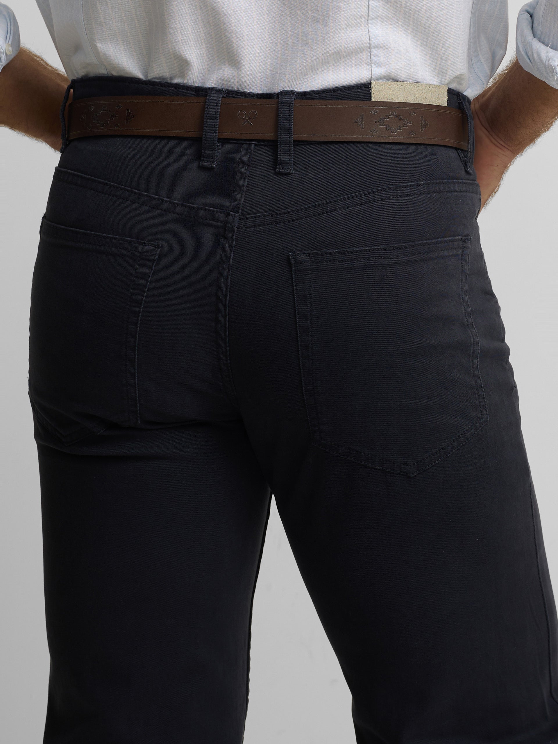 Pantalon sport cinco bolsillos azul navy