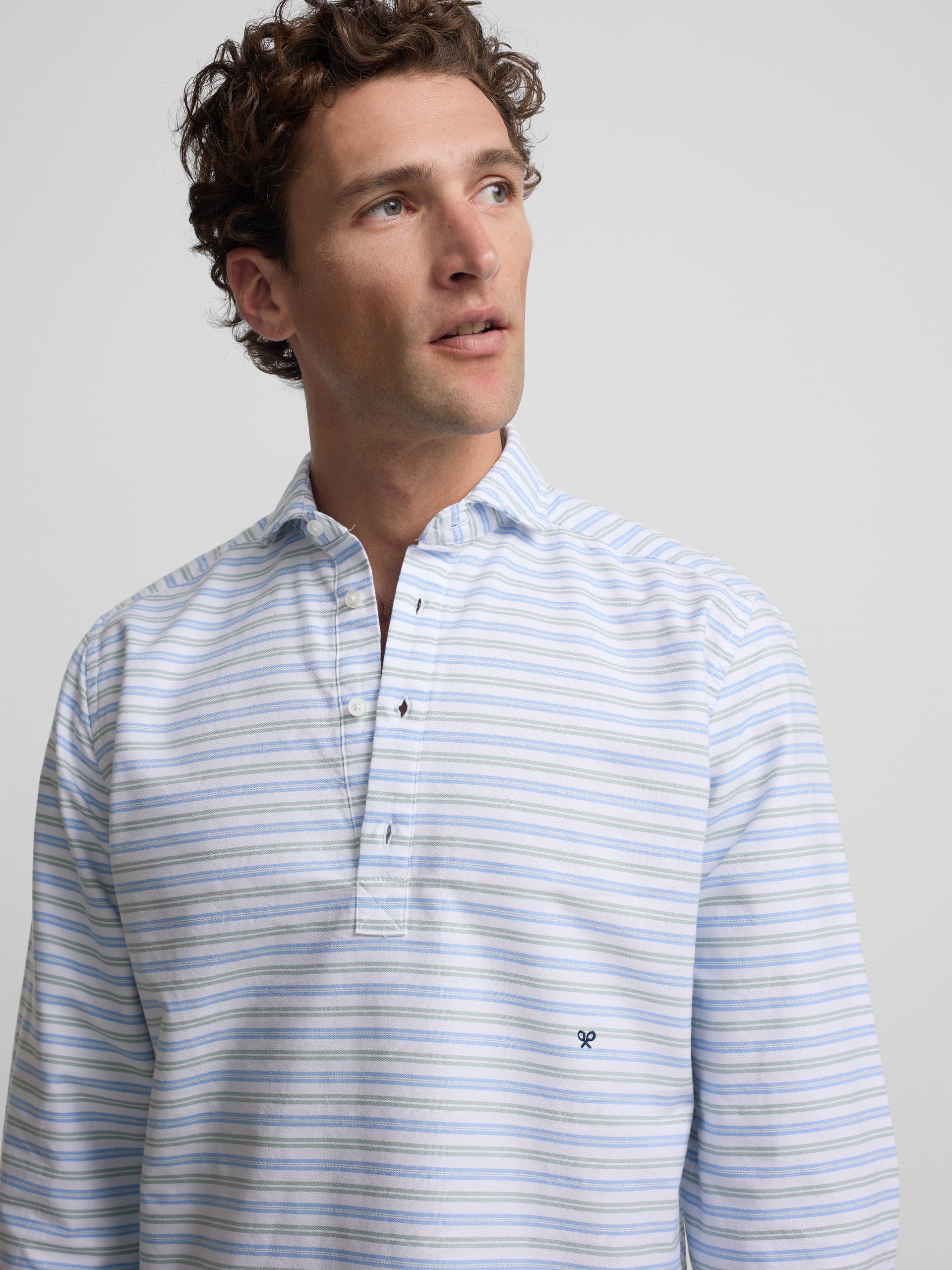 Polera sport oxford rayas multicolor azul verde
