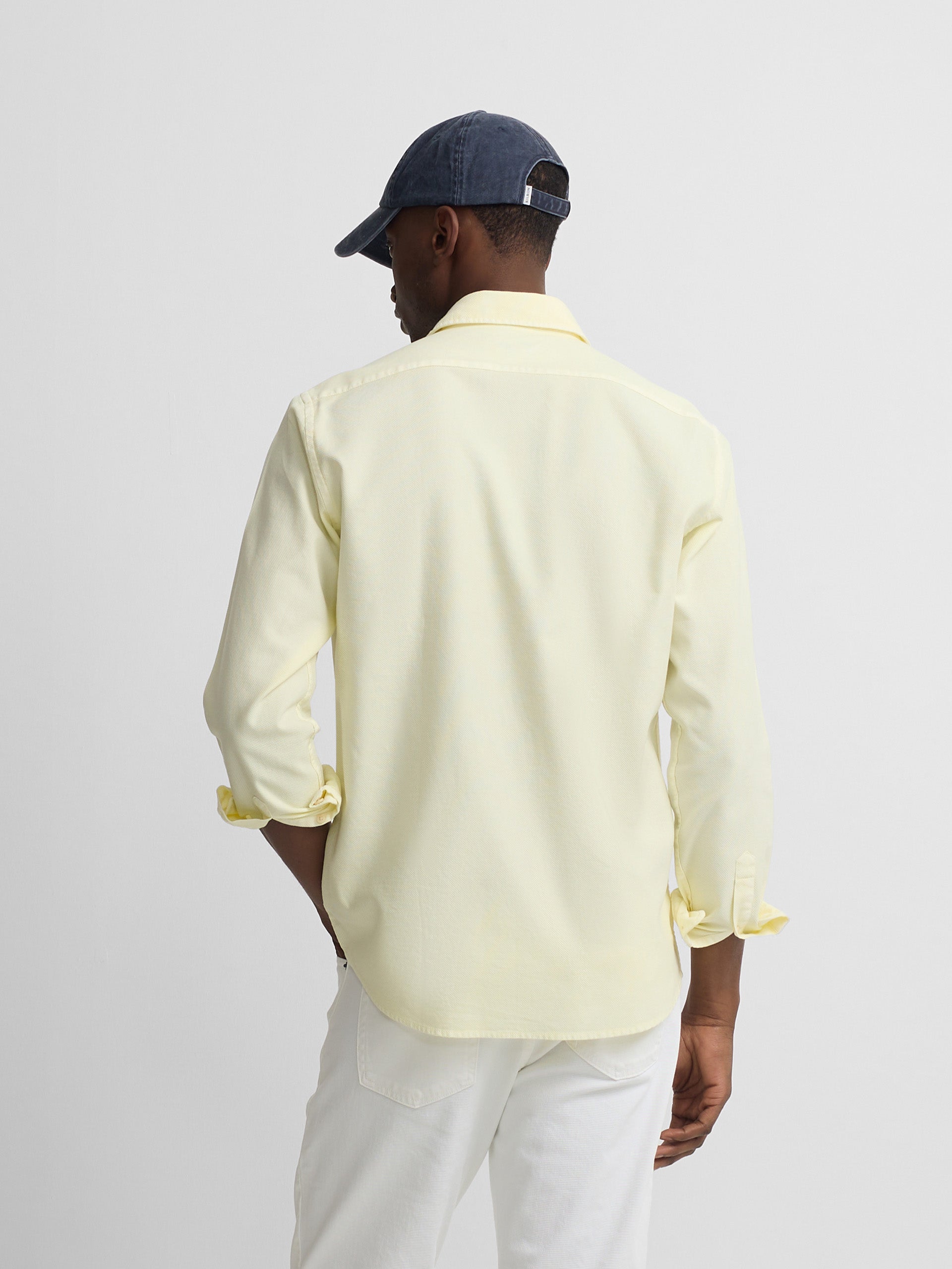 Camisa sport estrutura logótipo amarelo