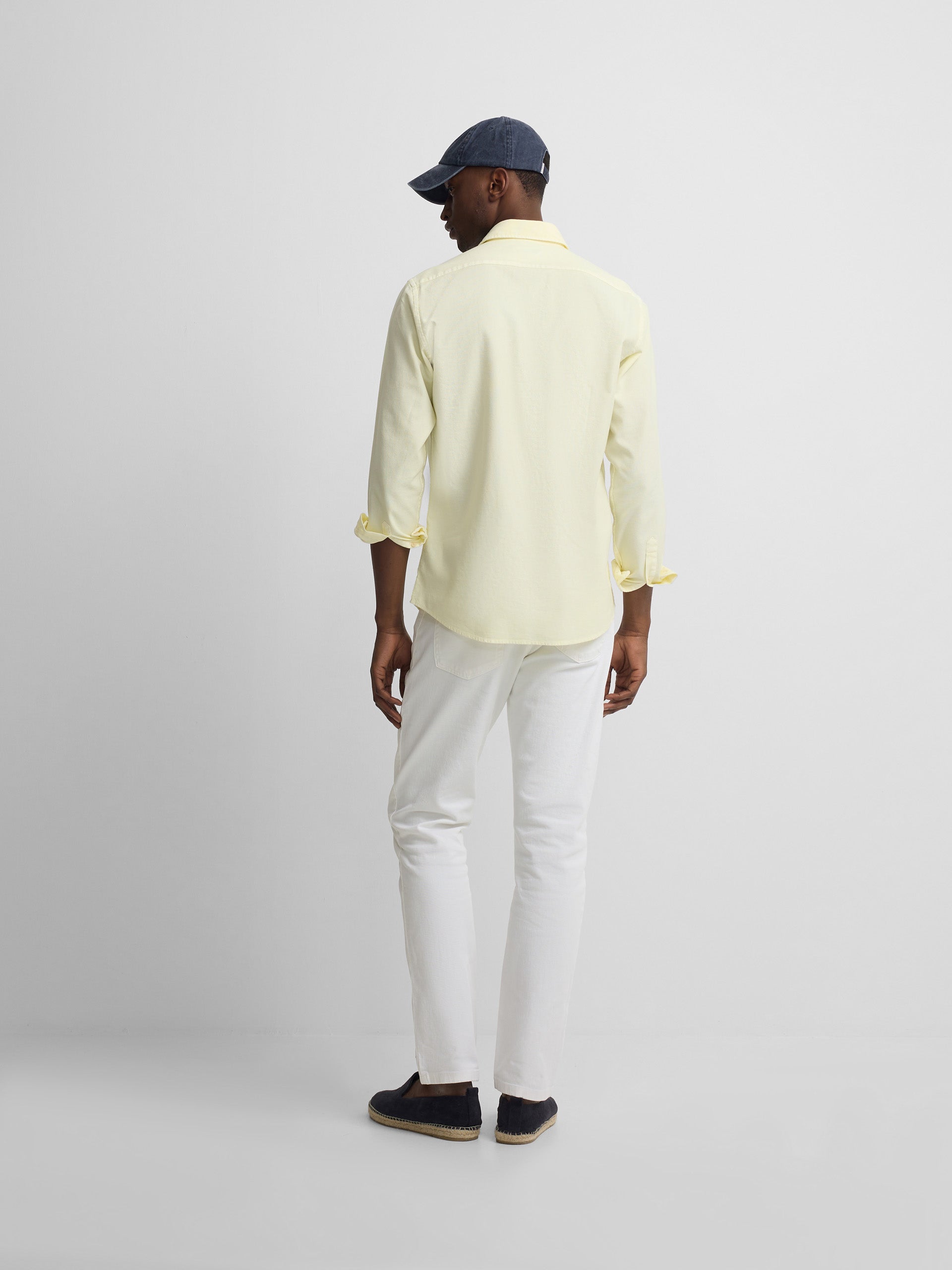Camisa sport estrutura logótipo amarelo