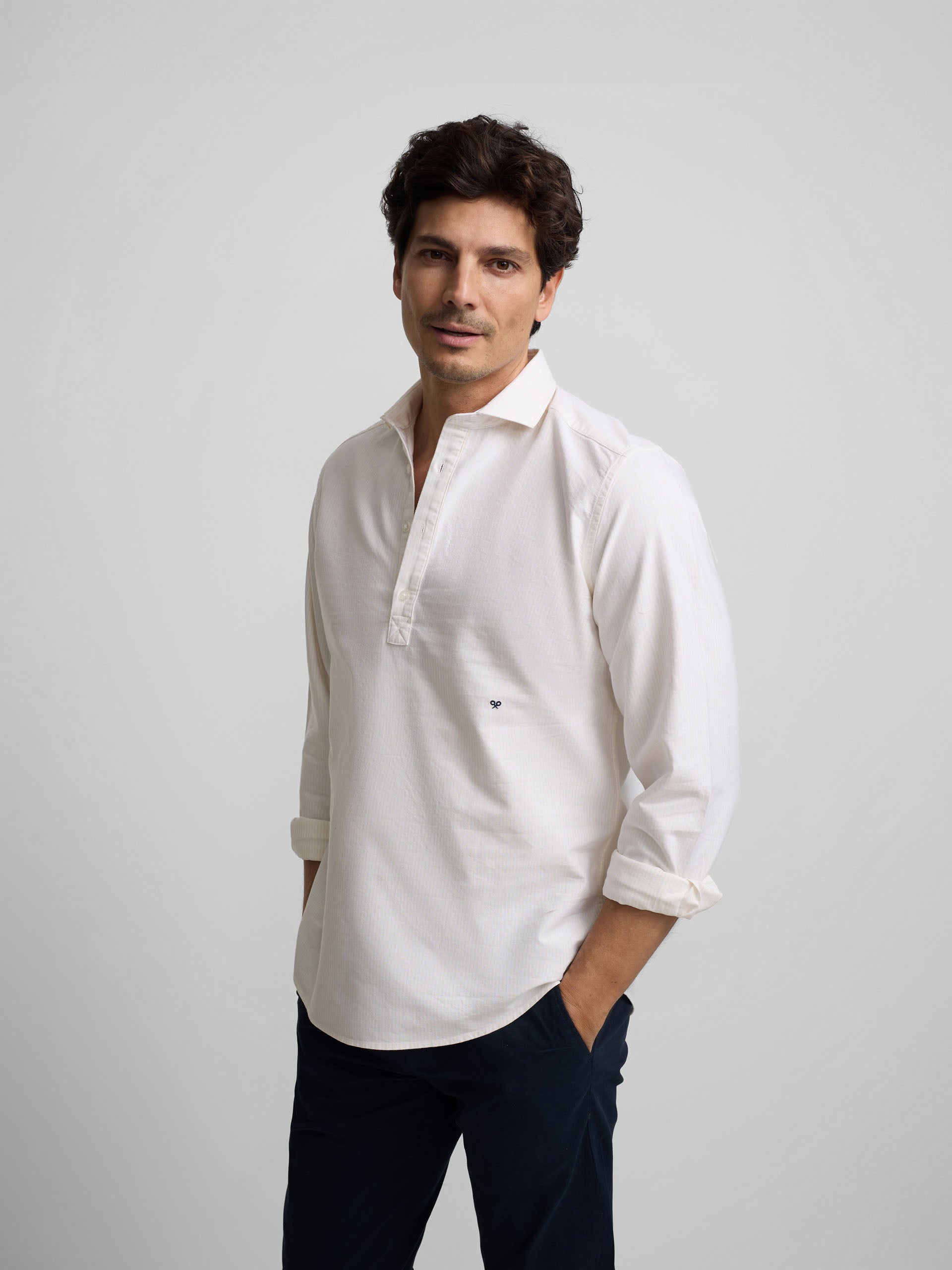 Polera sport oxford rayas amarillas