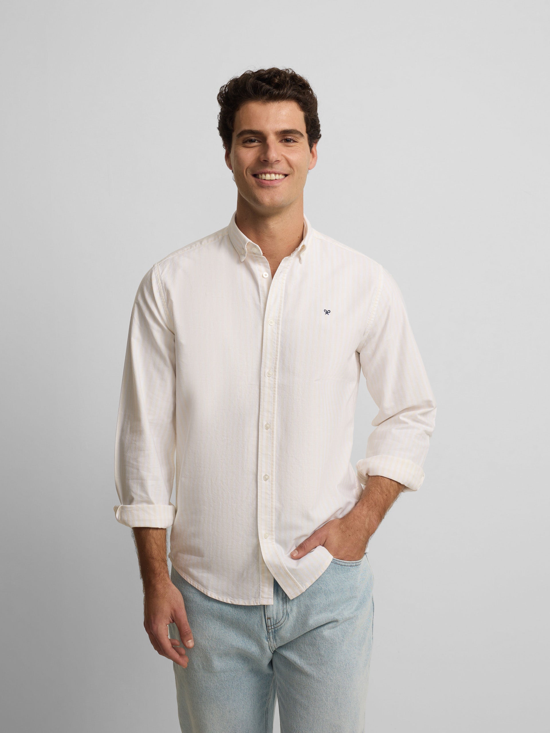 Camisa sport oxford raya media amarilla