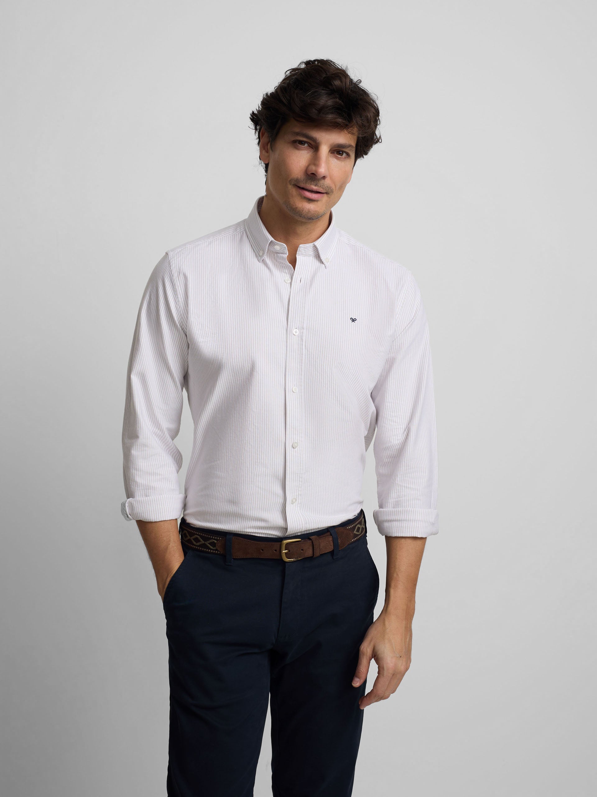 Camisa sport oxford rayas beige