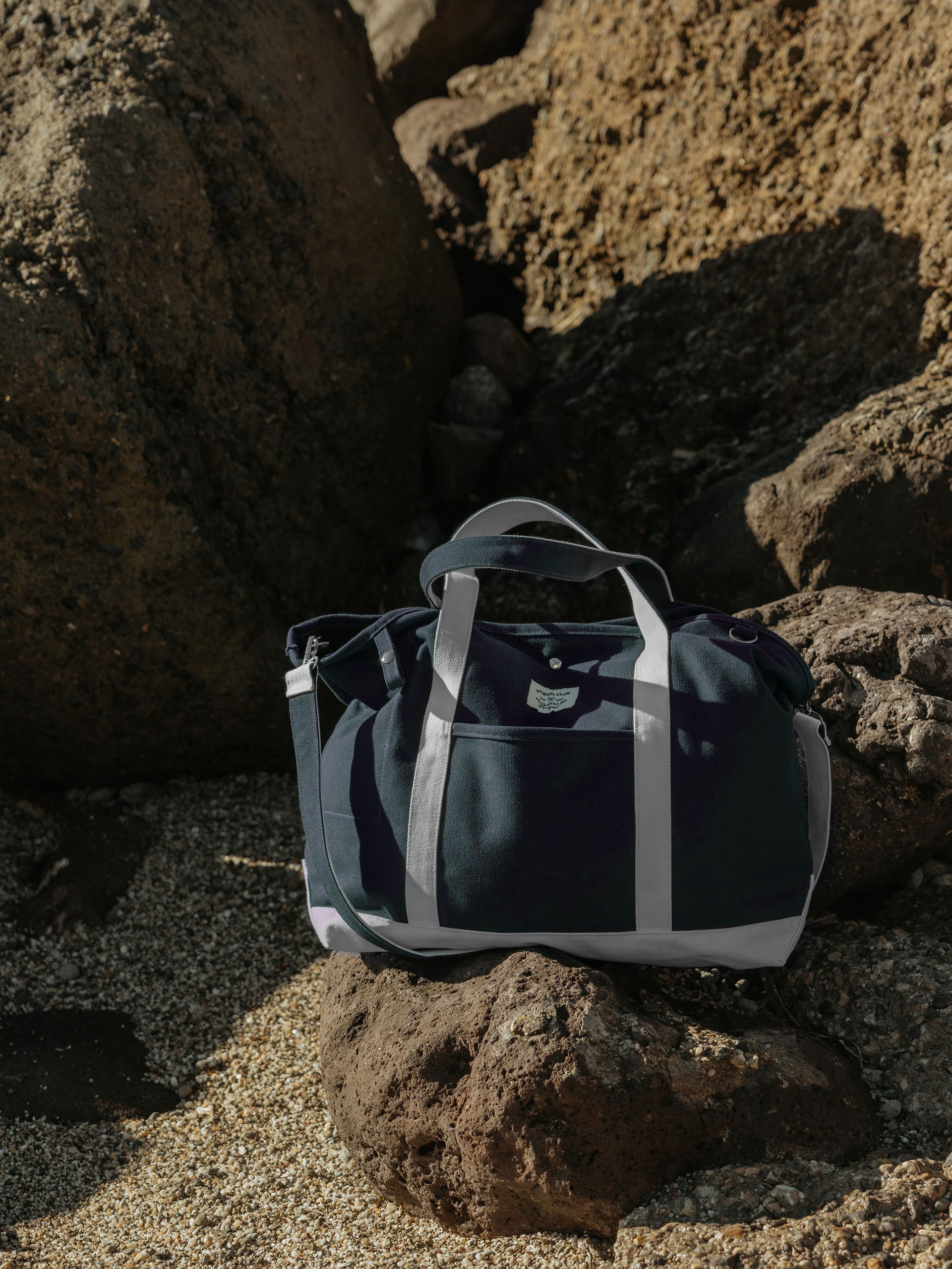 Classic bicolor navy blue tote bag