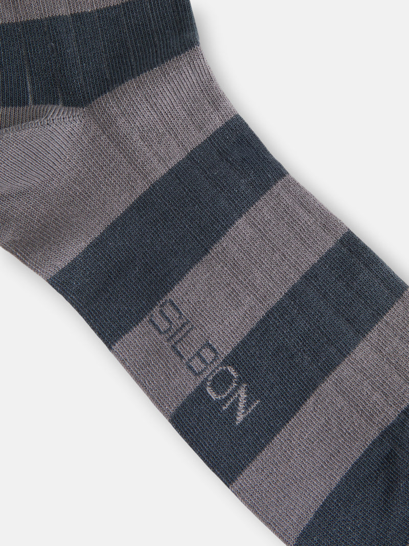 Wide stripe bicolor green sock