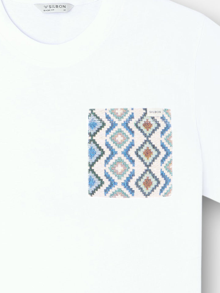 Camiseta bolsillo etnico blanco