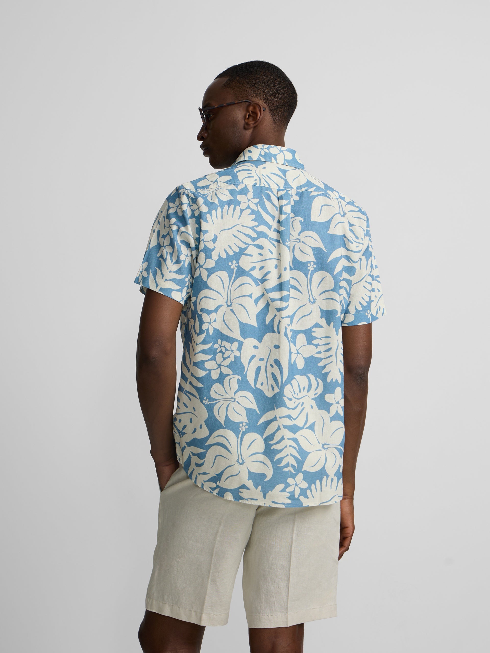 Camisa manga corta lino estampado azul