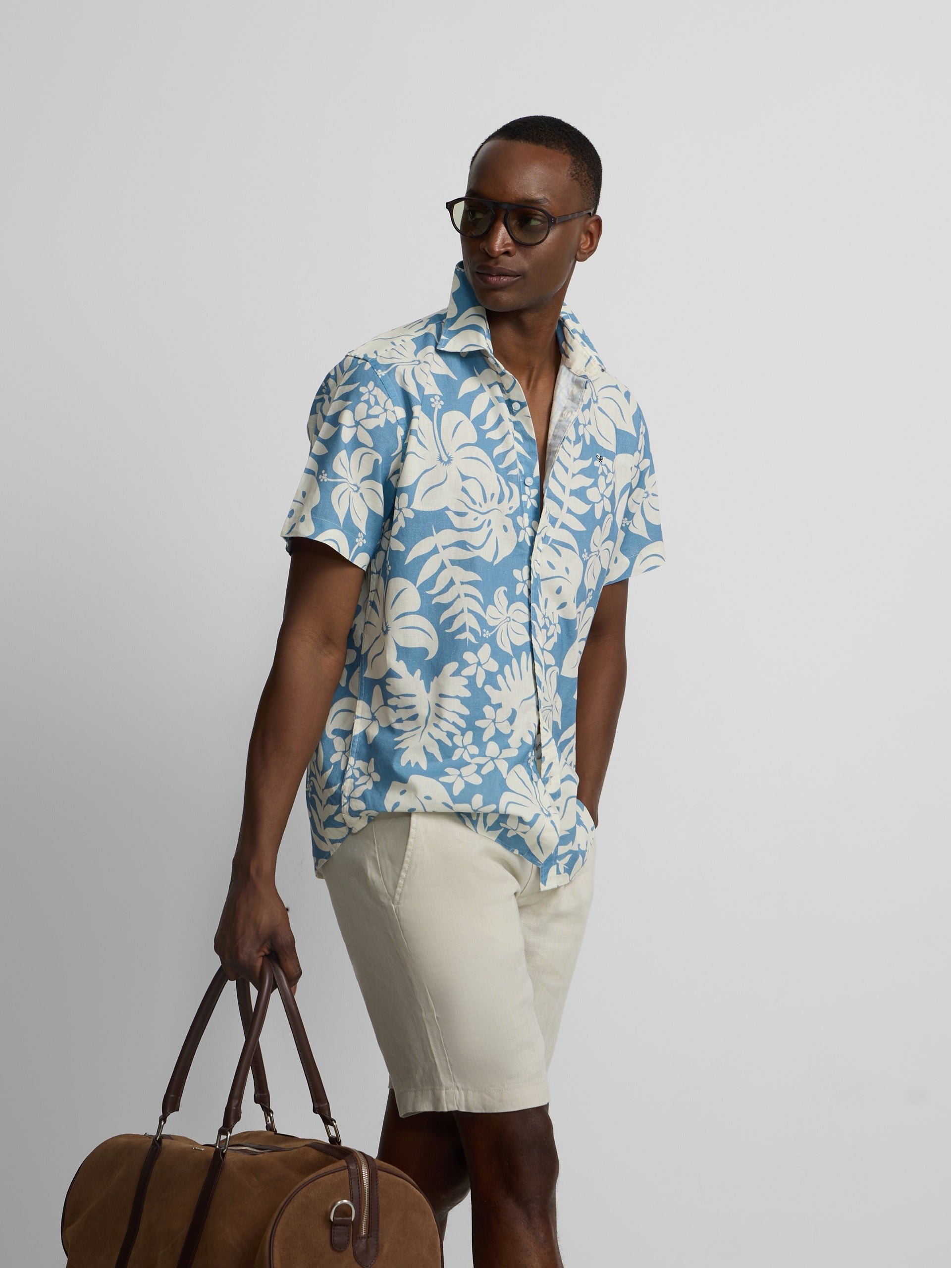 Camisa manga corta lino estampado azul