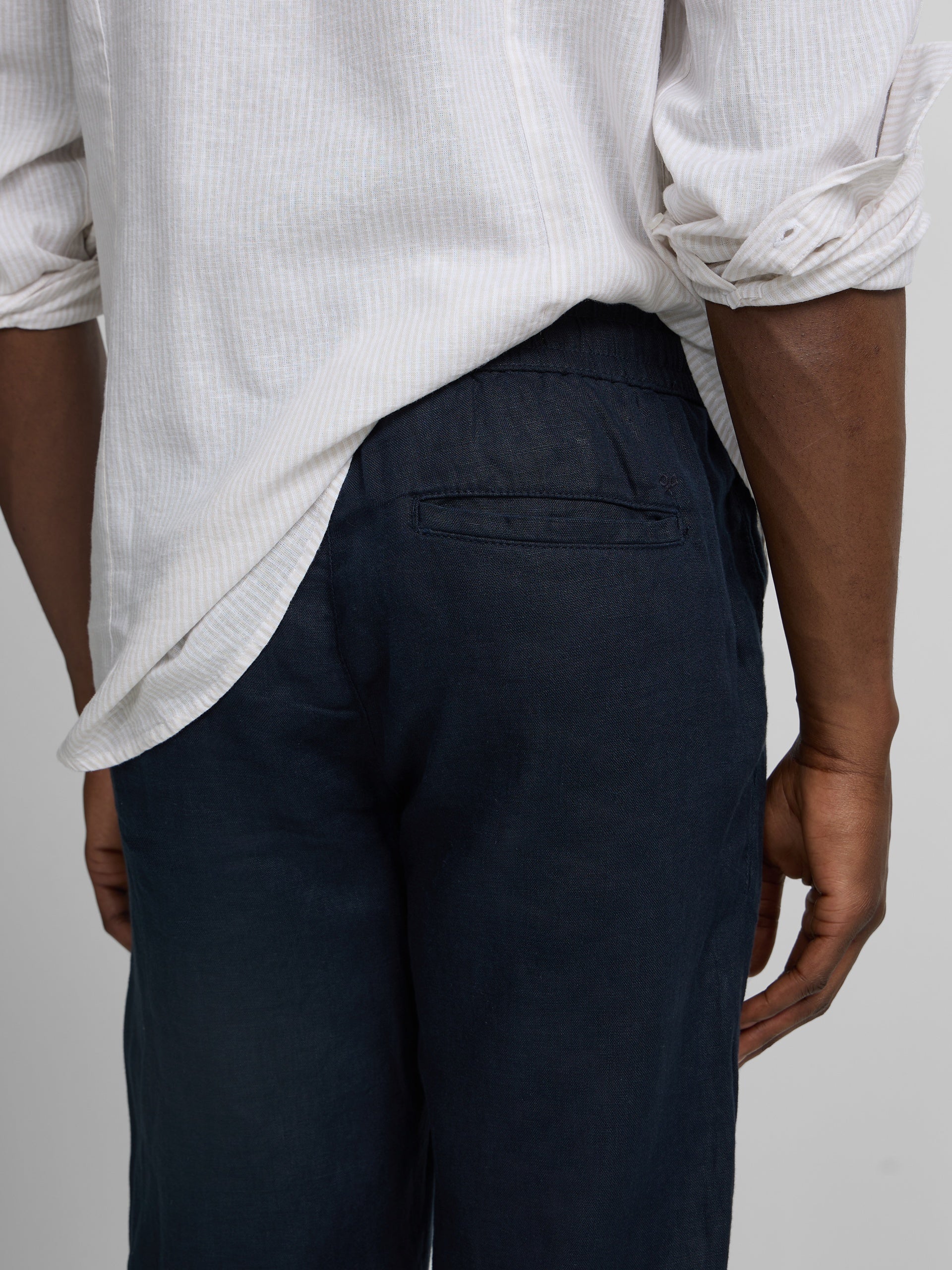 Pantalon sport jogger lino azul navy