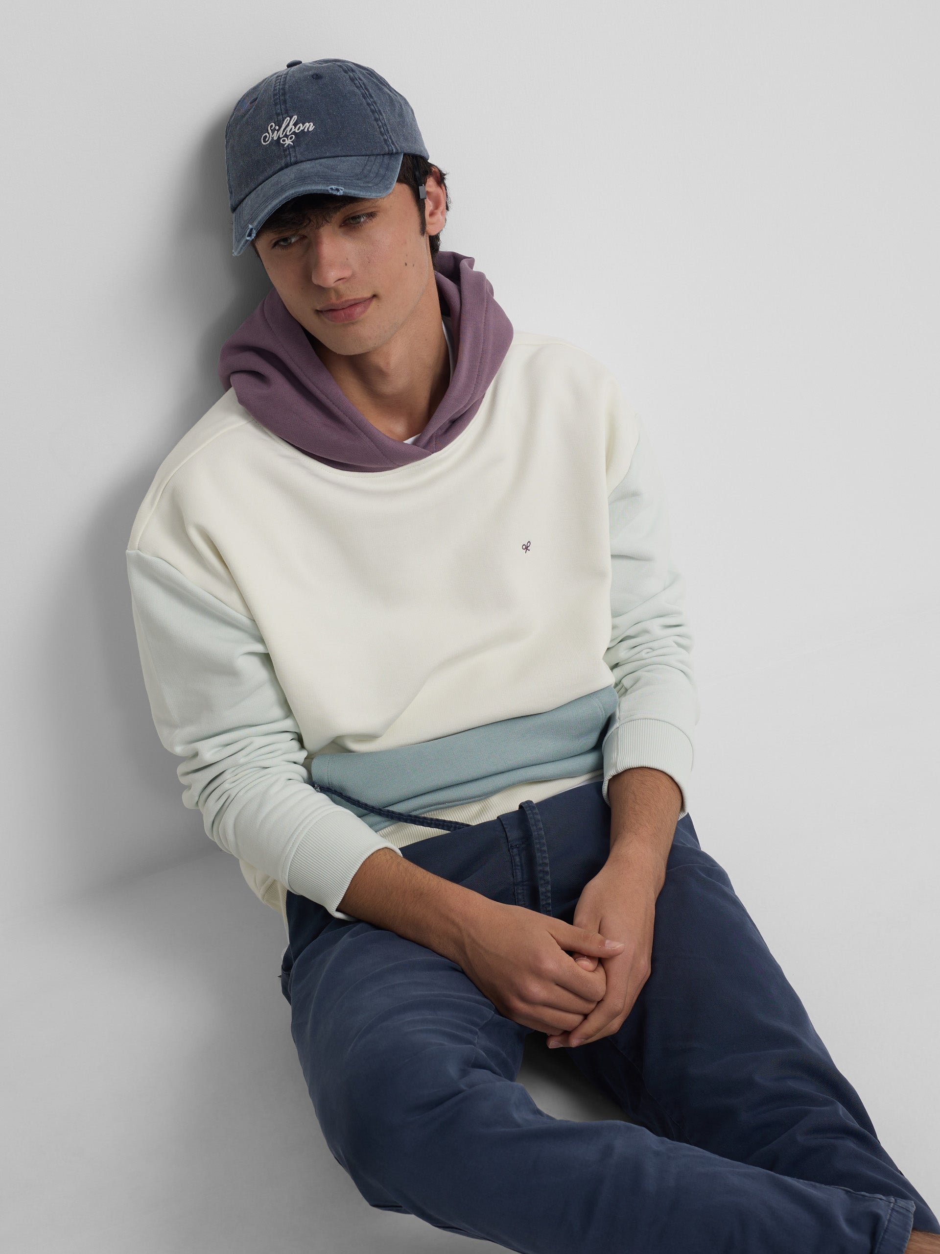 Multicolor cream hooded sweatshirt
