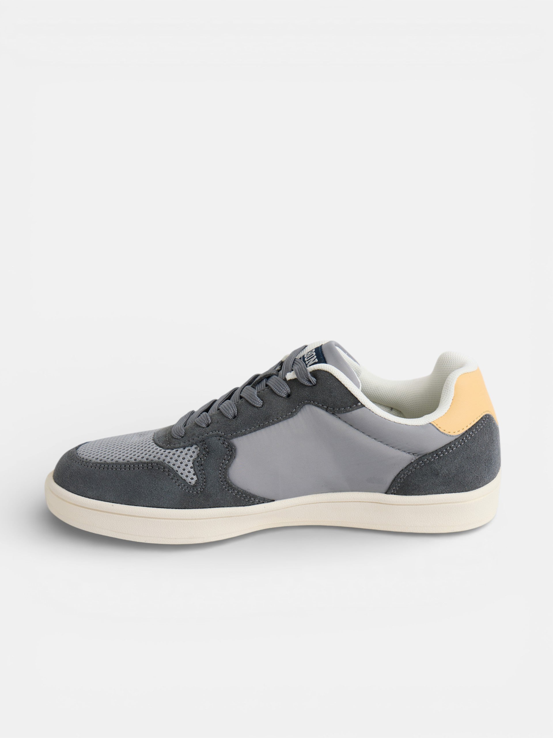 Zapatilla bicolor verde claro