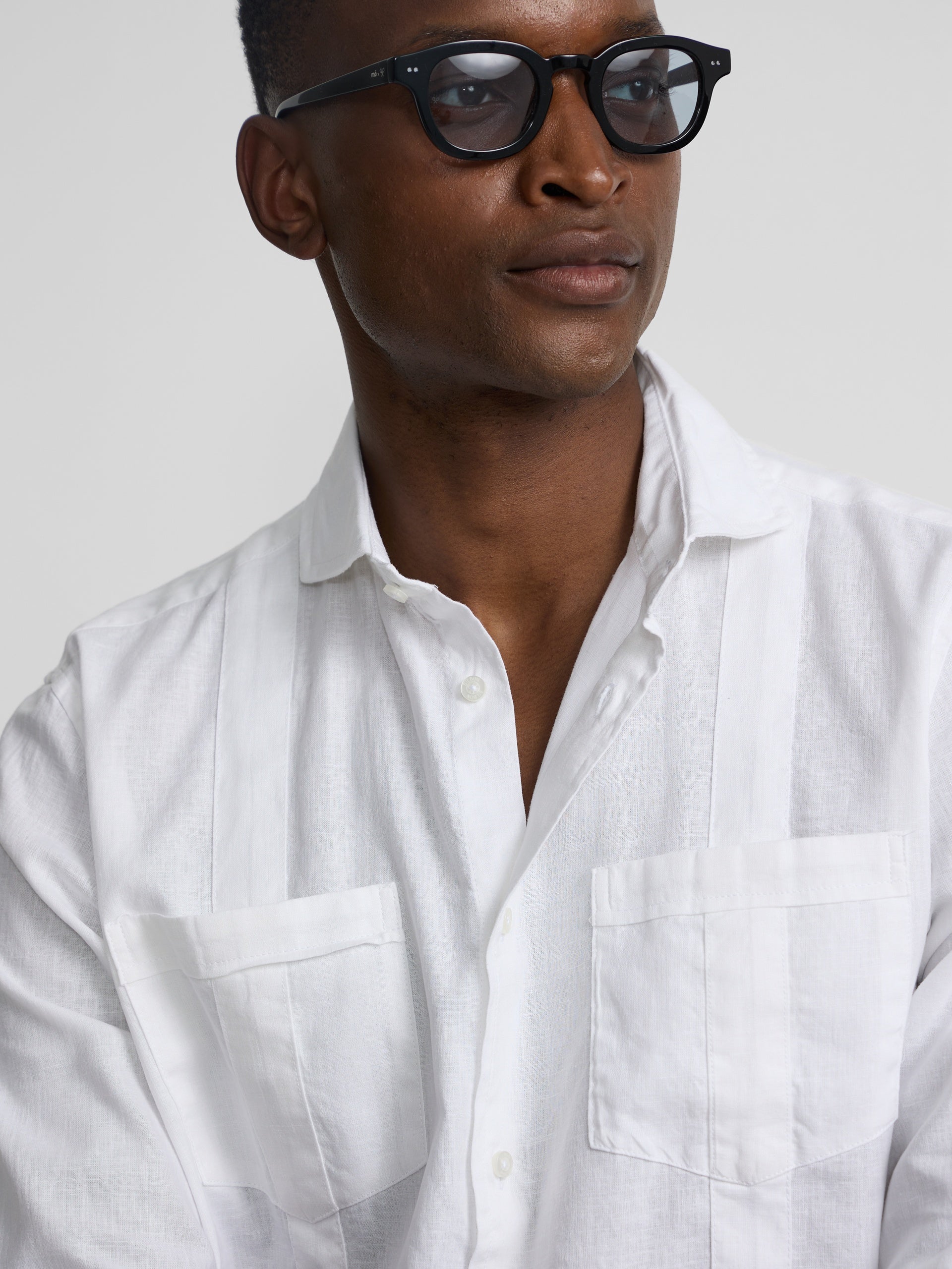 Guayabera sport lino blanca