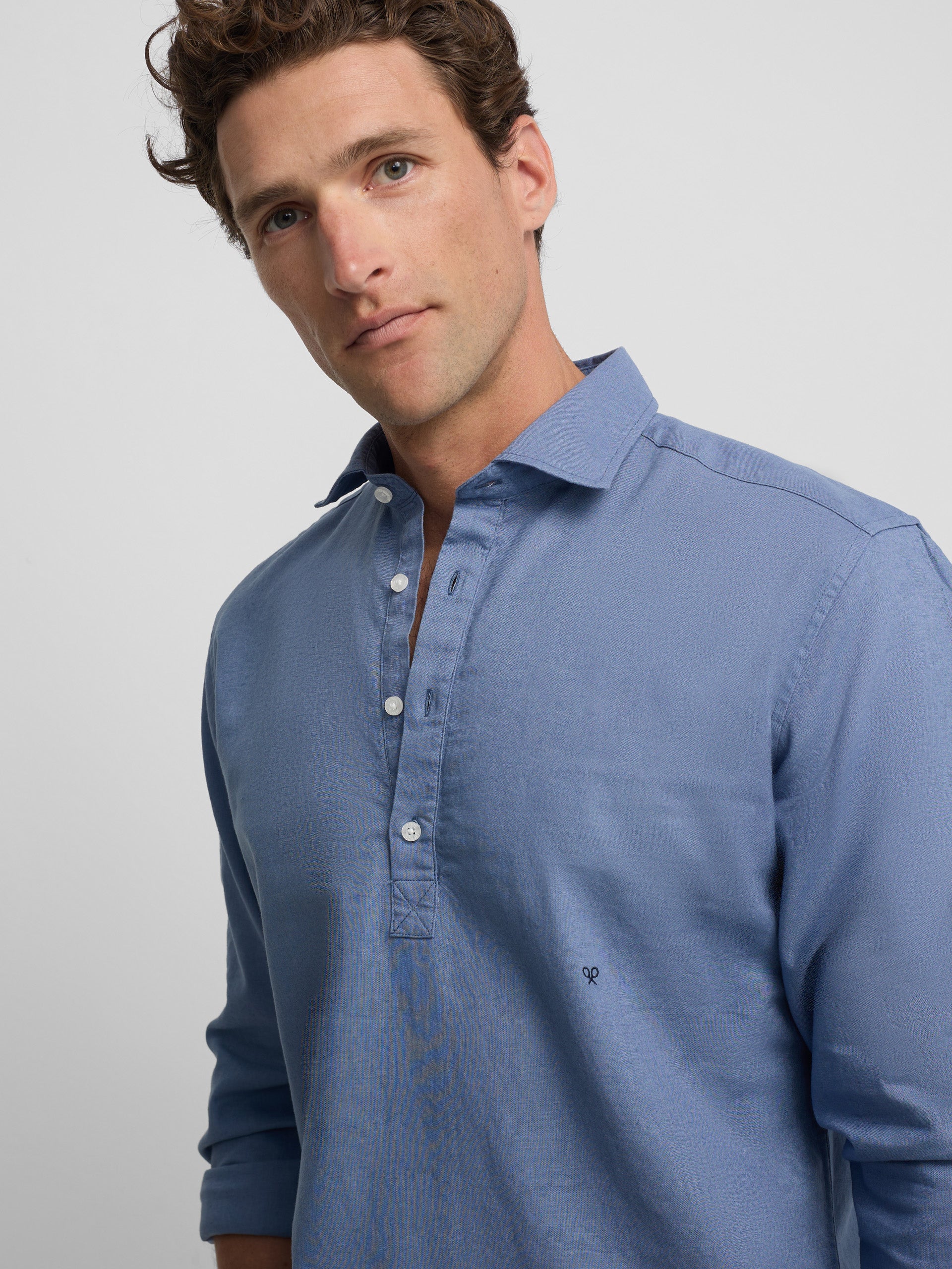 Polera sport lino azul