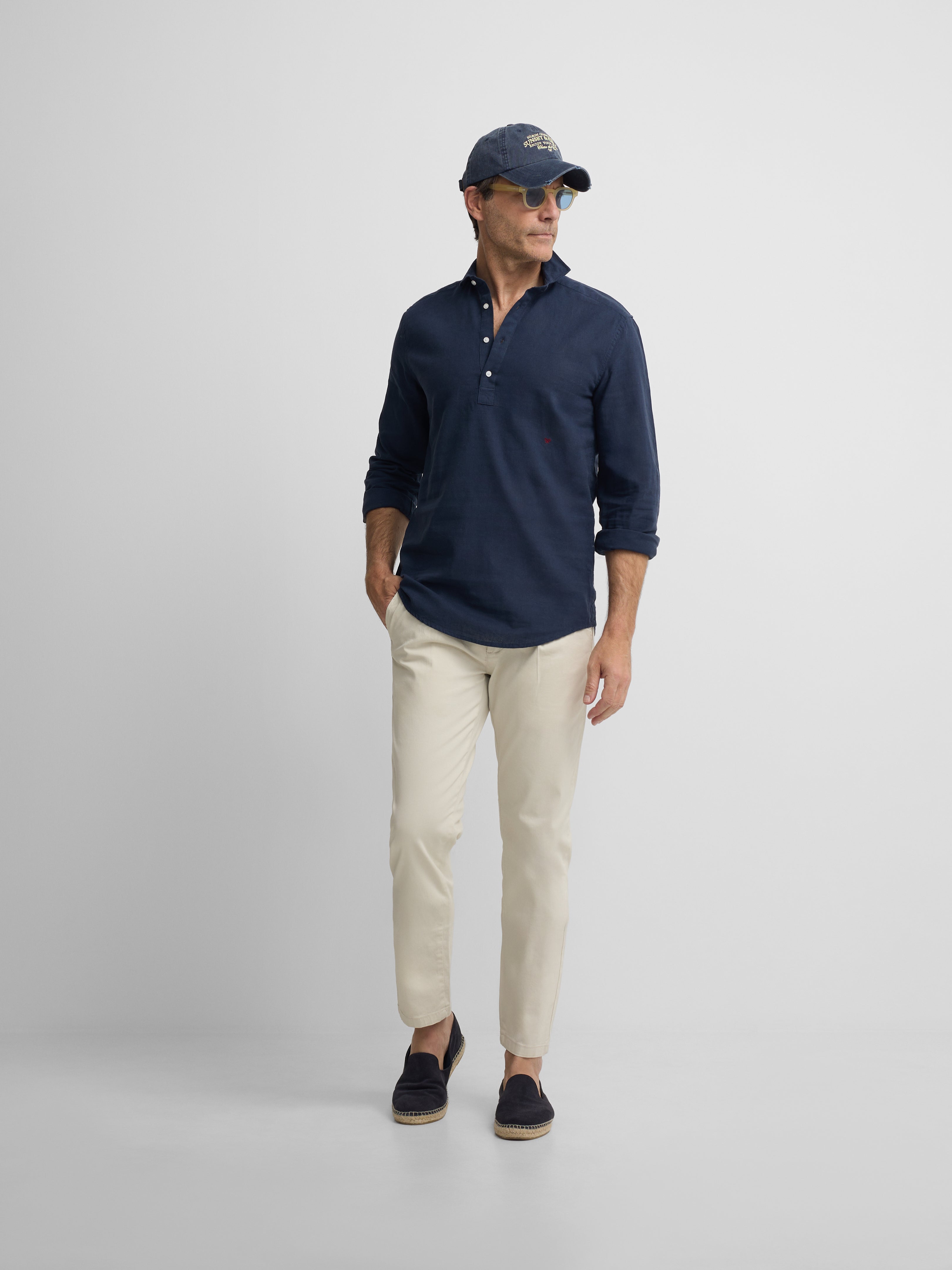 Polera sport lino azul marino