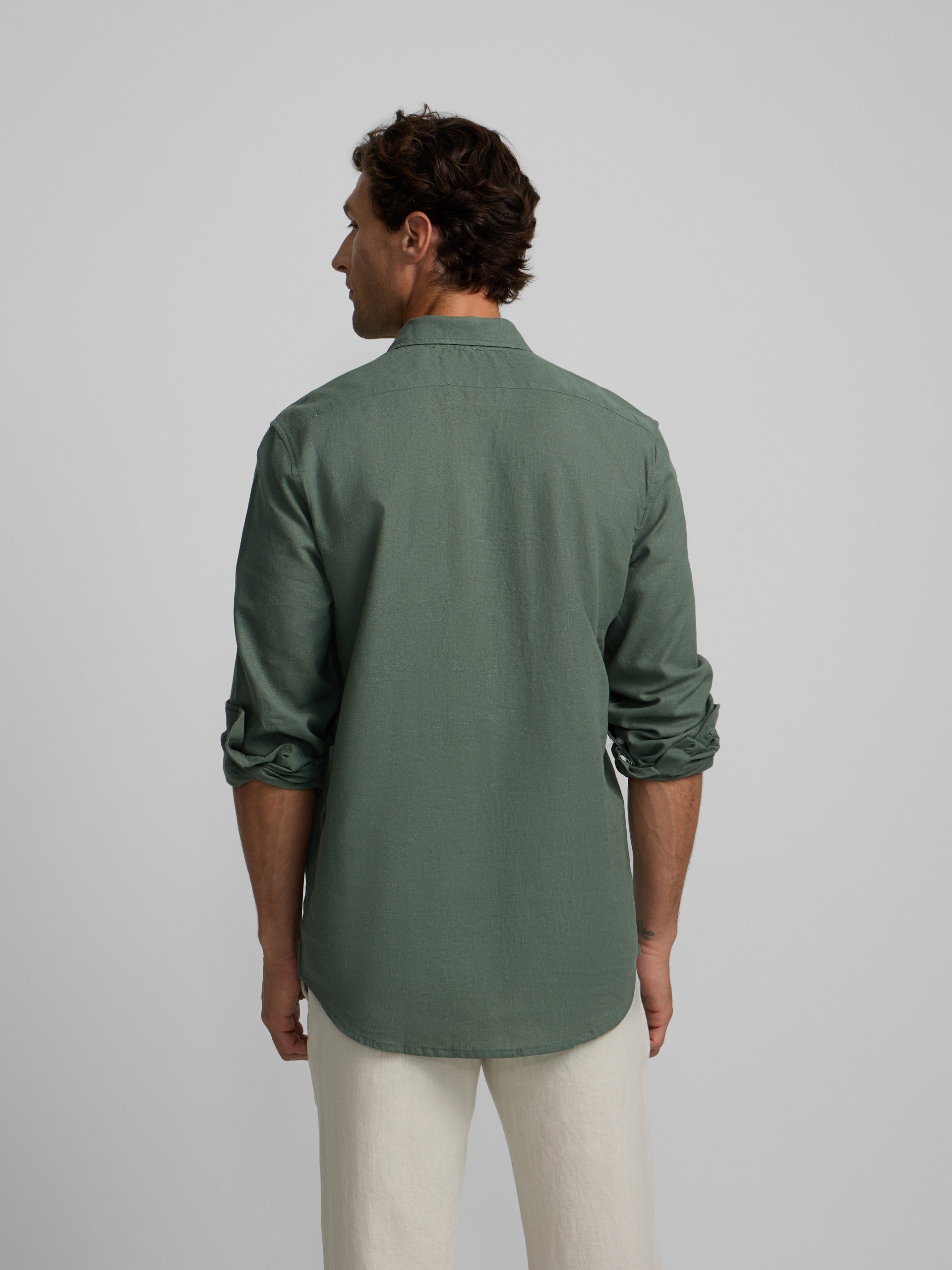Polera sport lino verde oscuro
