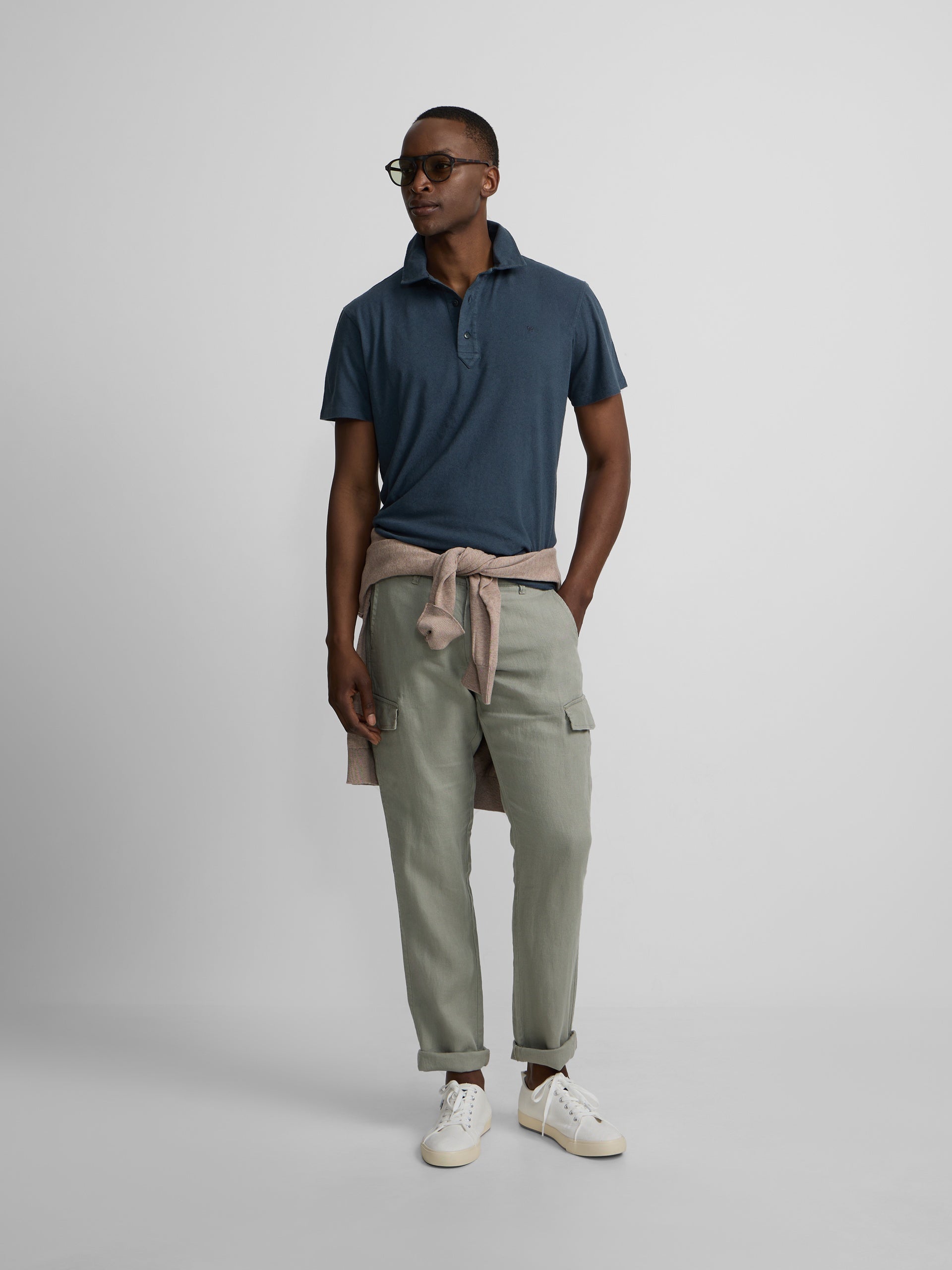 Polo lino tapeta larga azul marino