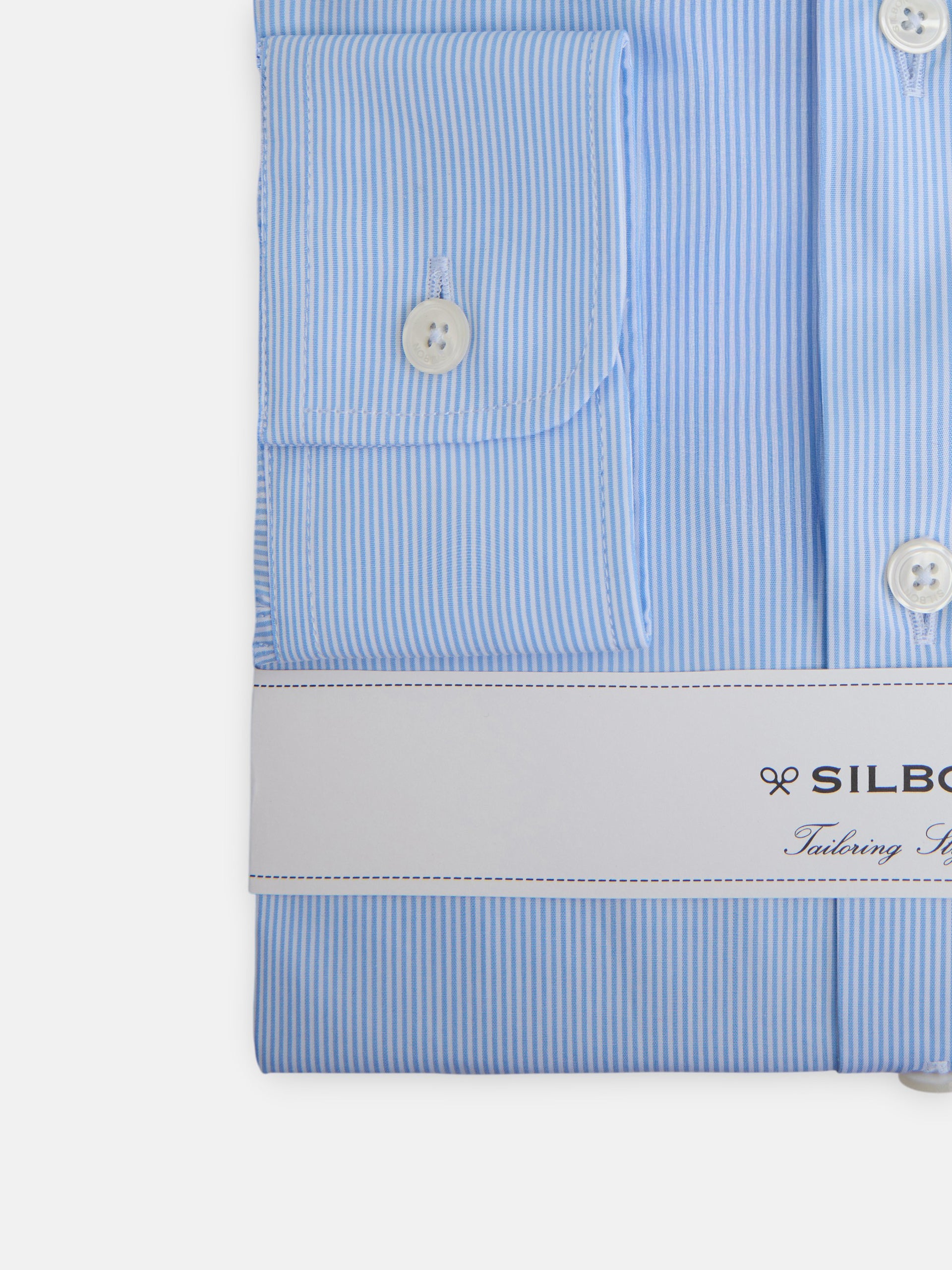 Camisa de vestir risca fina azul claro
