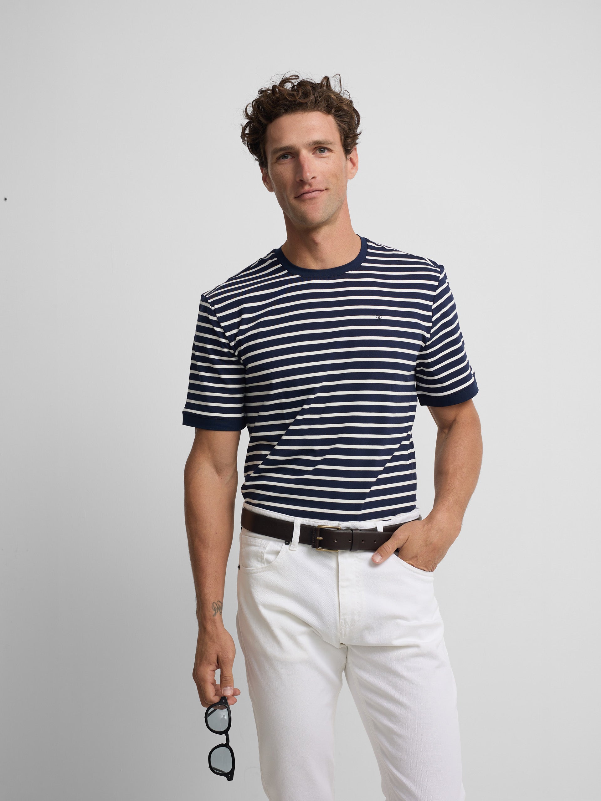 T-shirt marinier à rayures bleu moyen