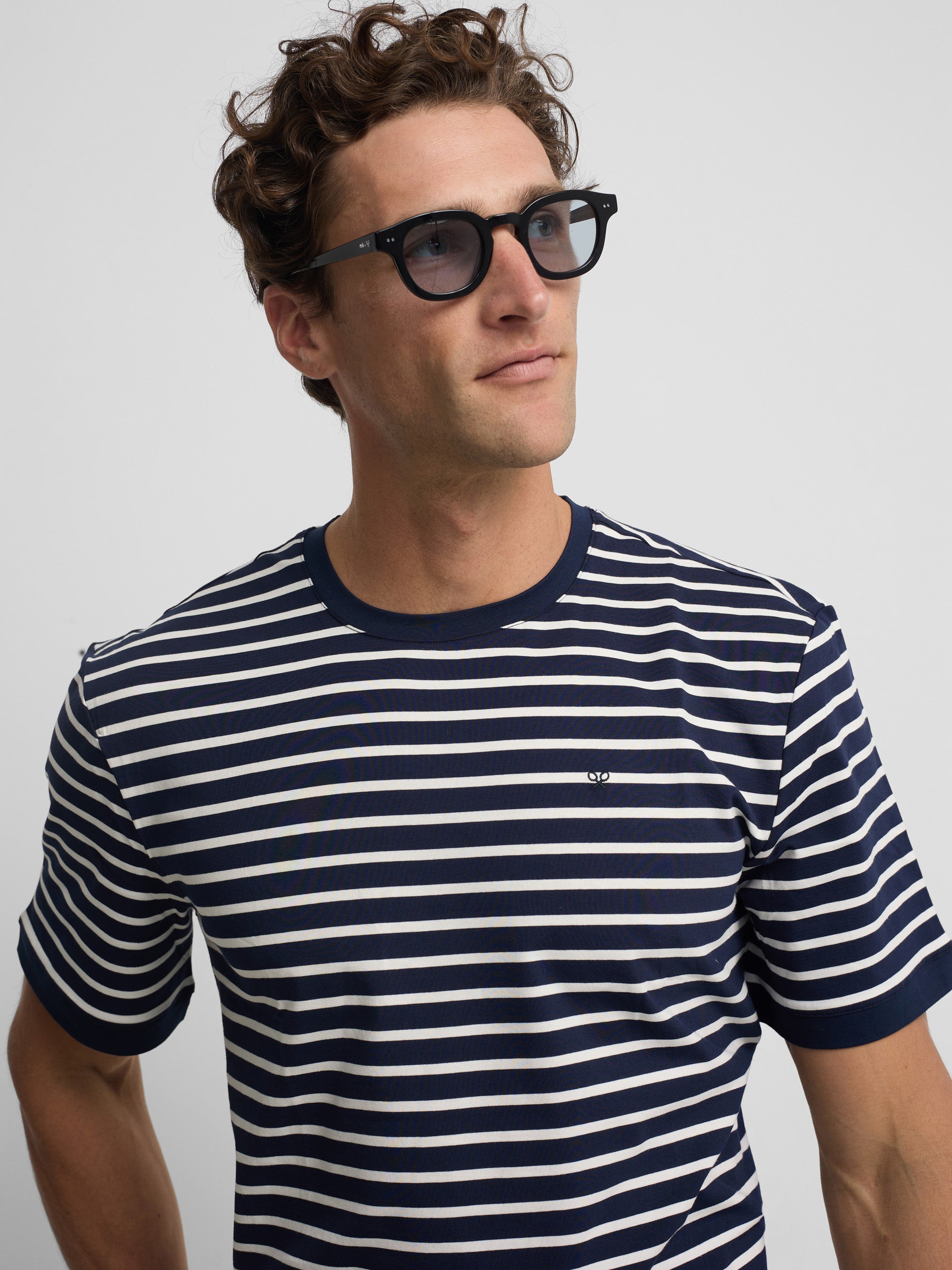 T-shirt marinier à rayures bleu moyen