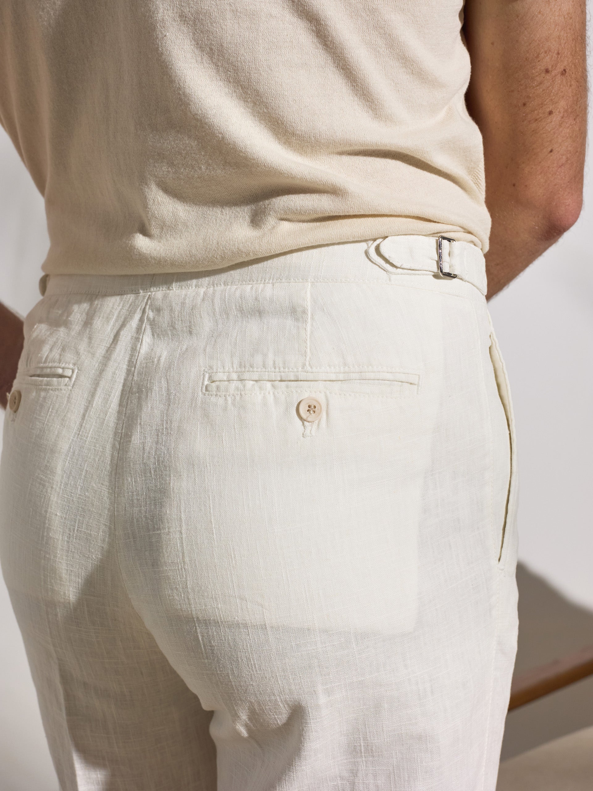 Pantalon unique pinzas beige
