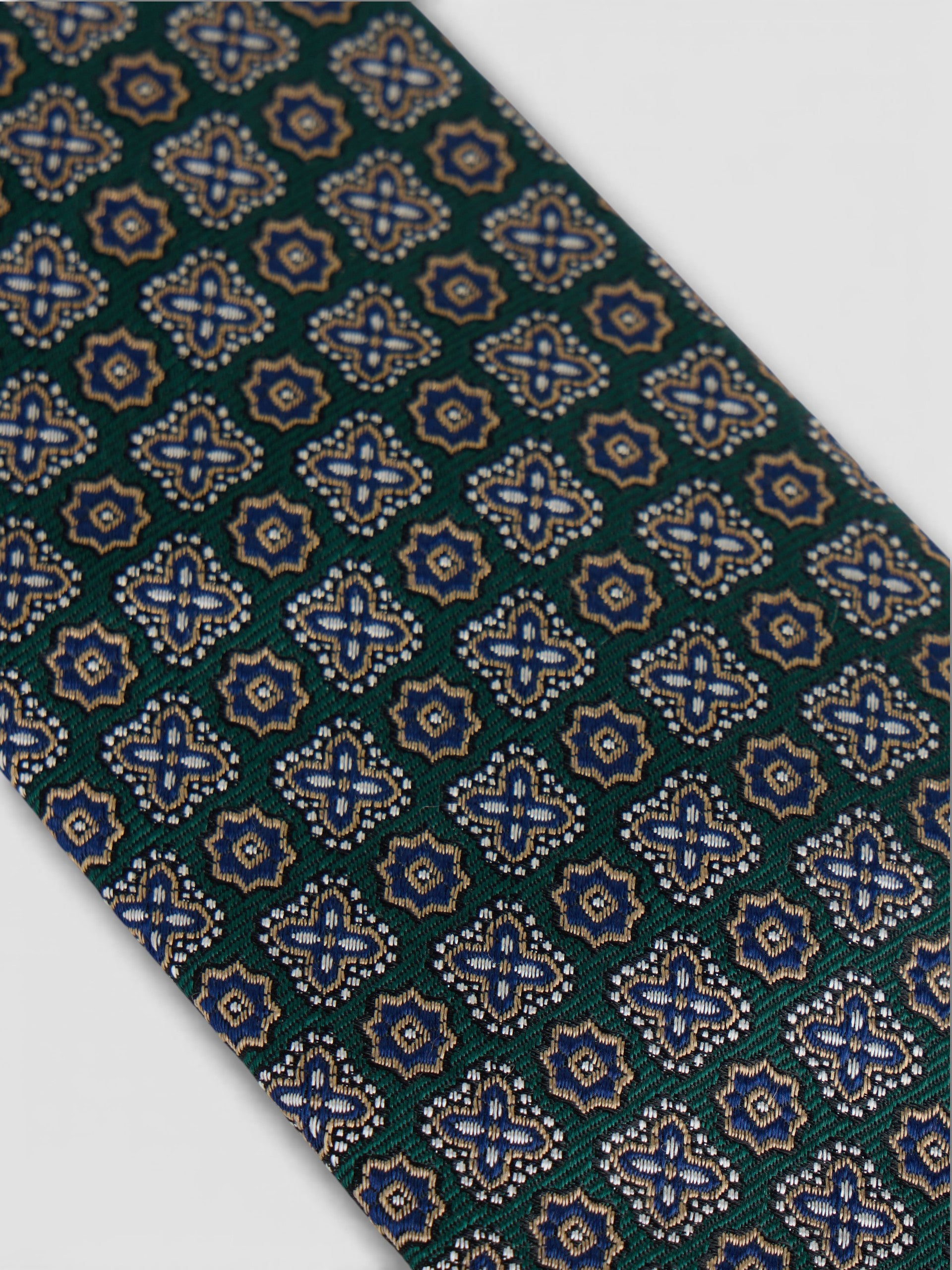 Cravate motif fleur verte