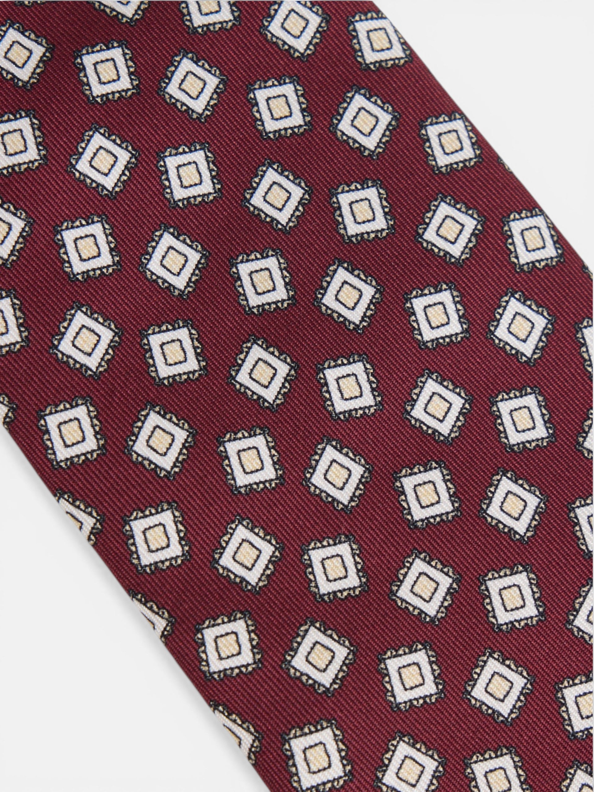 Corbata motivo cuadro irregular burdeos