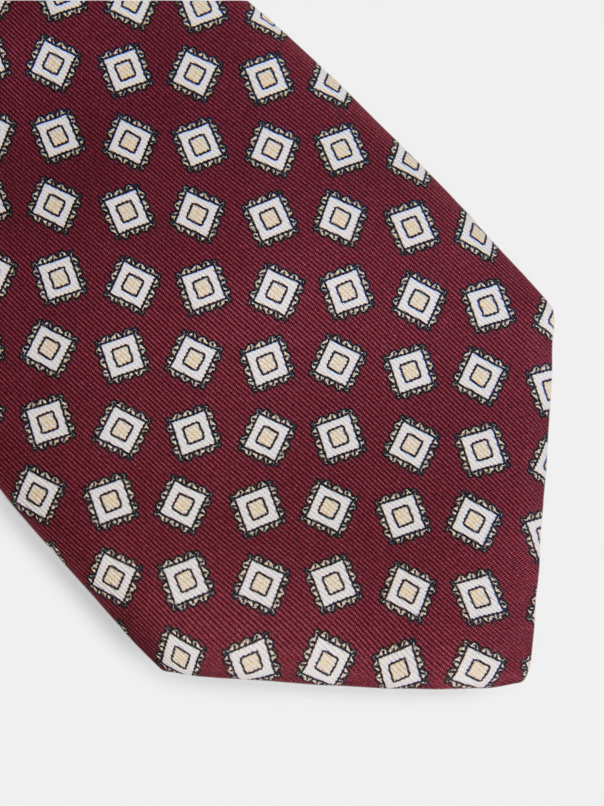 Corbata motivo cuadro irregular burdeos