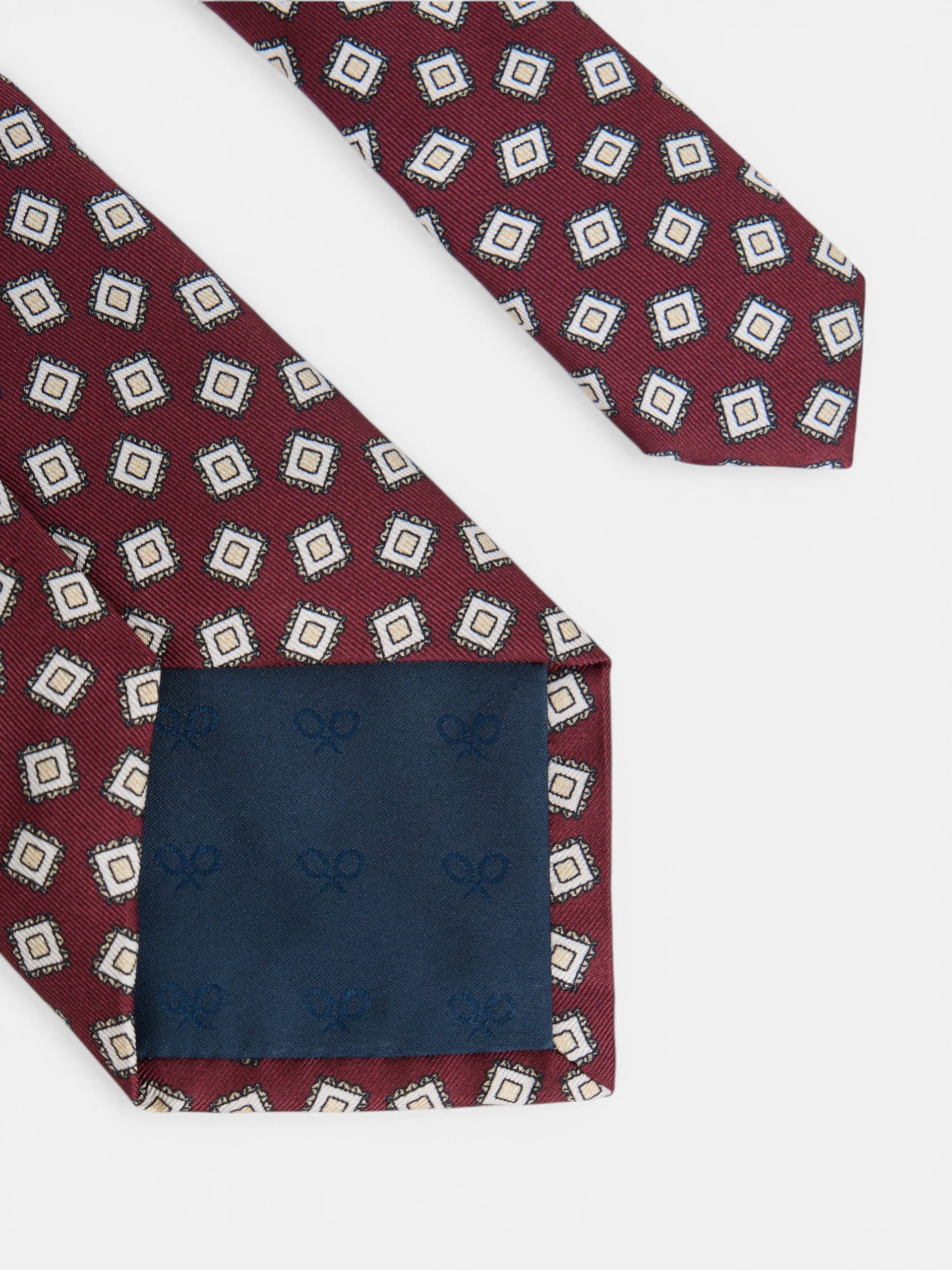 Corbata motivo cuadro irregular burdeos