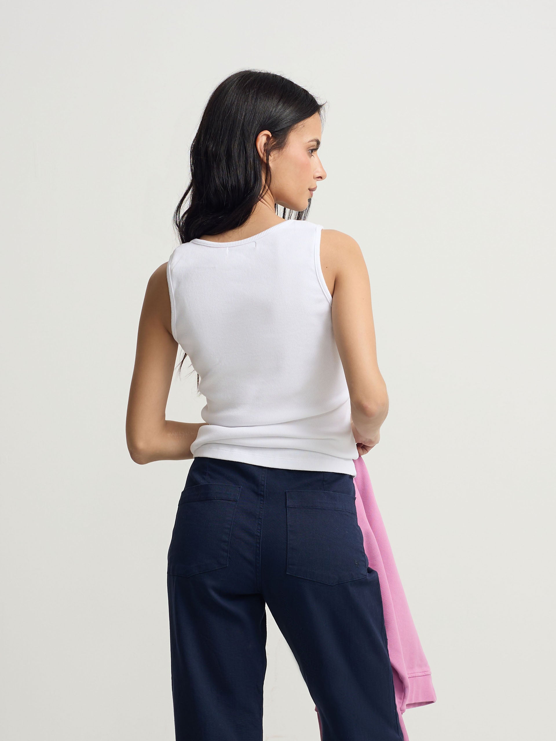 Camiseta woman tank silbon apliques blanca