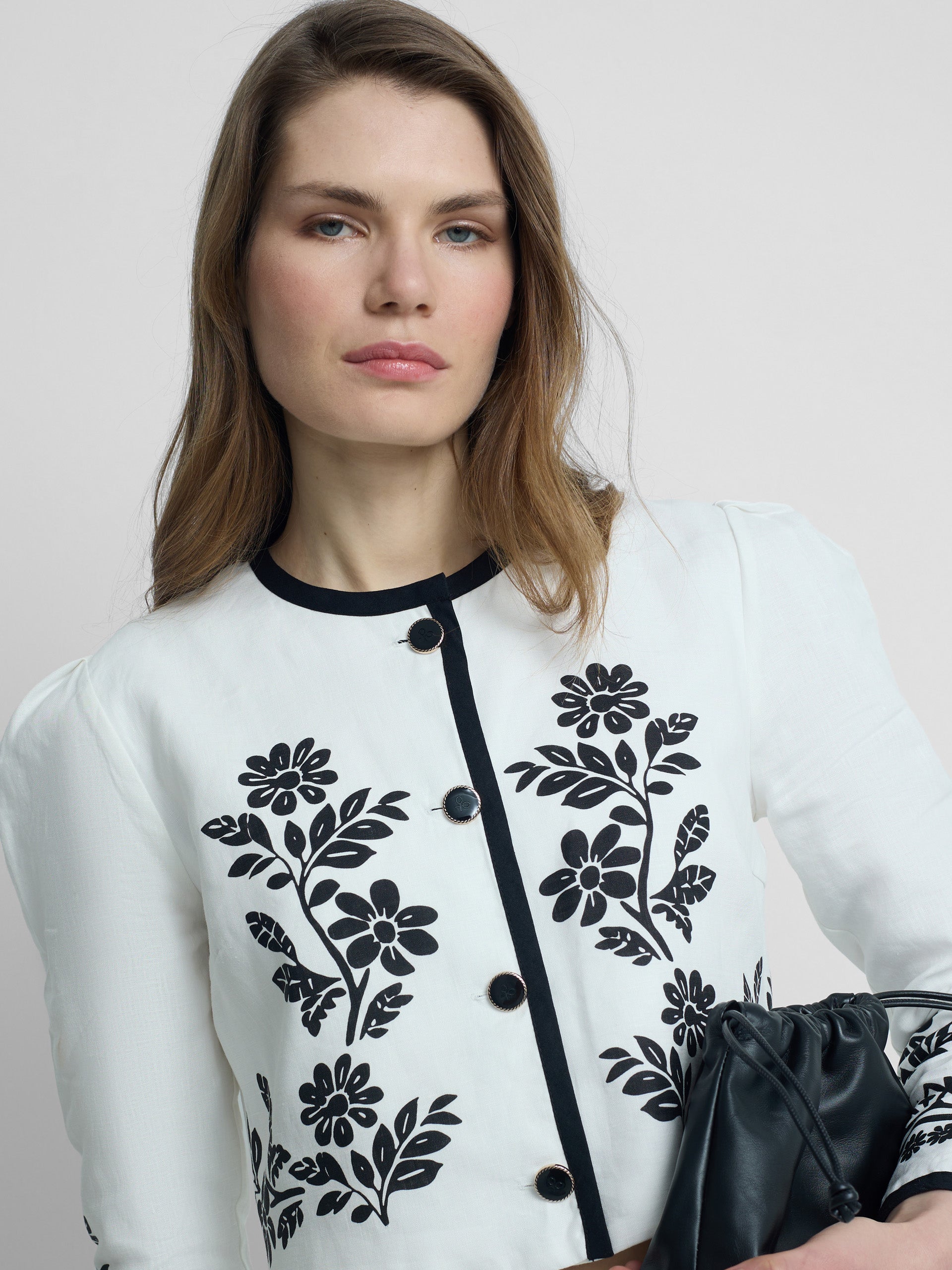 Short white printed linen jacket