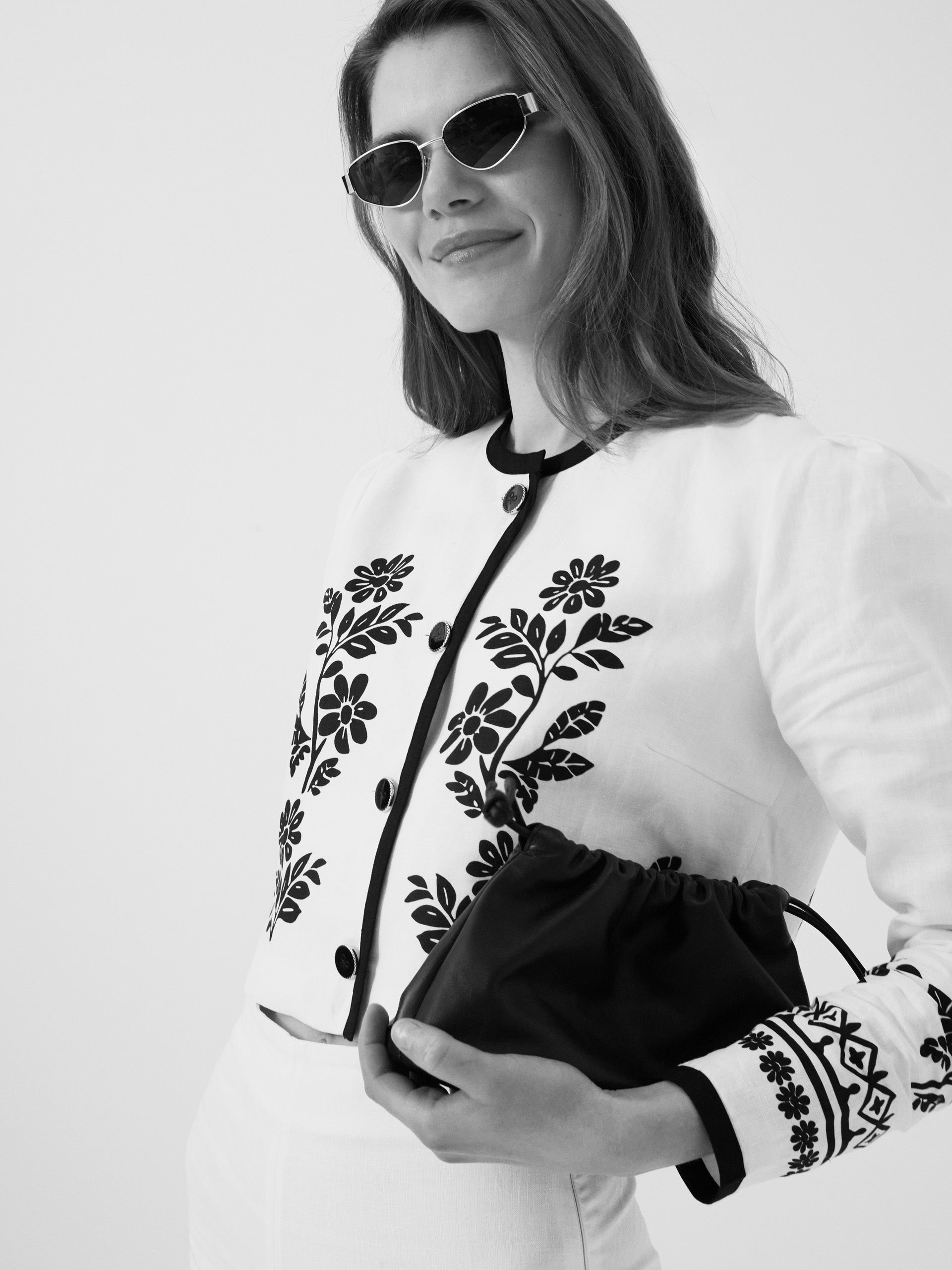 Short white printed linen jacket