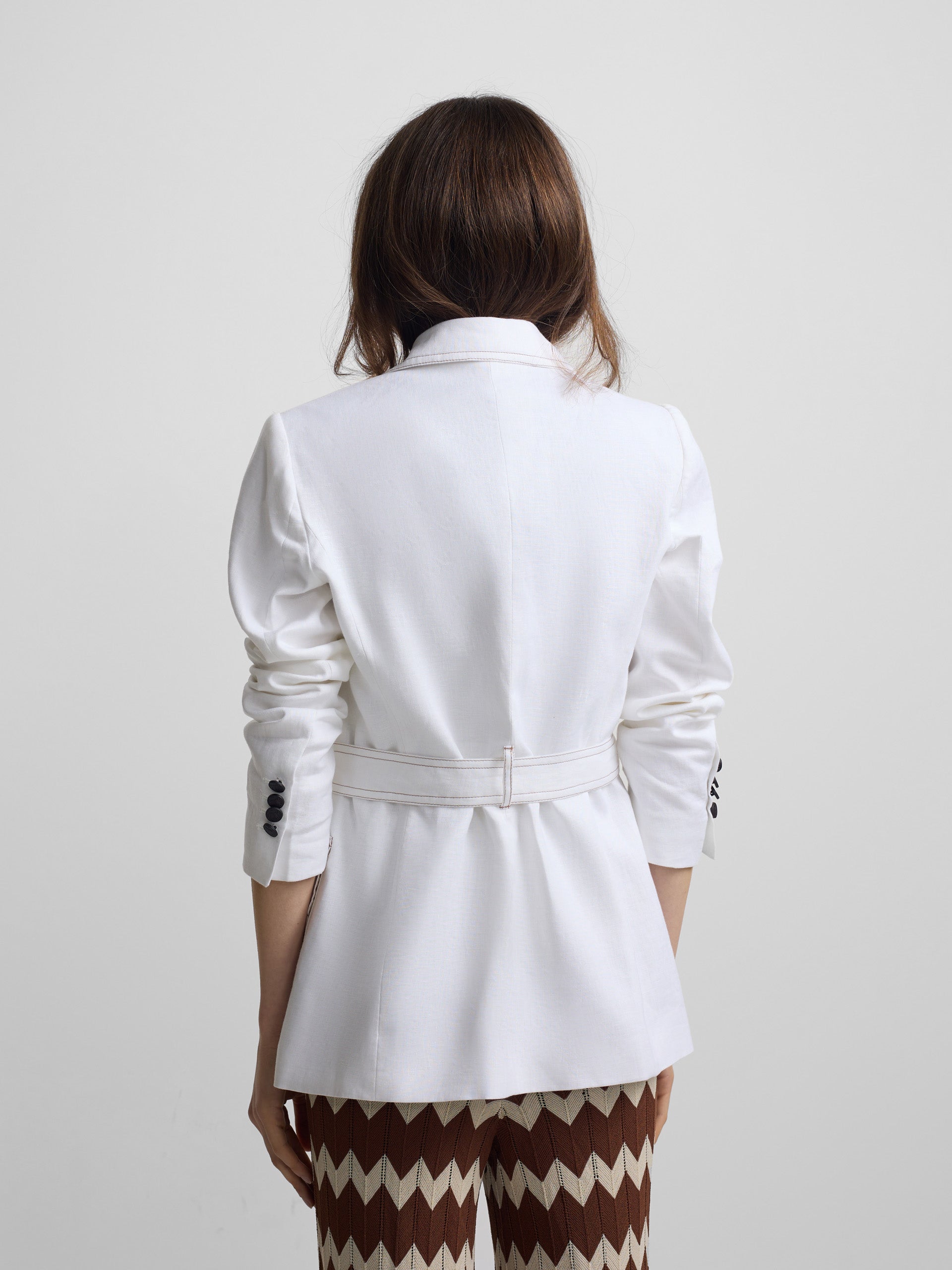 Saharan jacket with detailed pockets in ecru