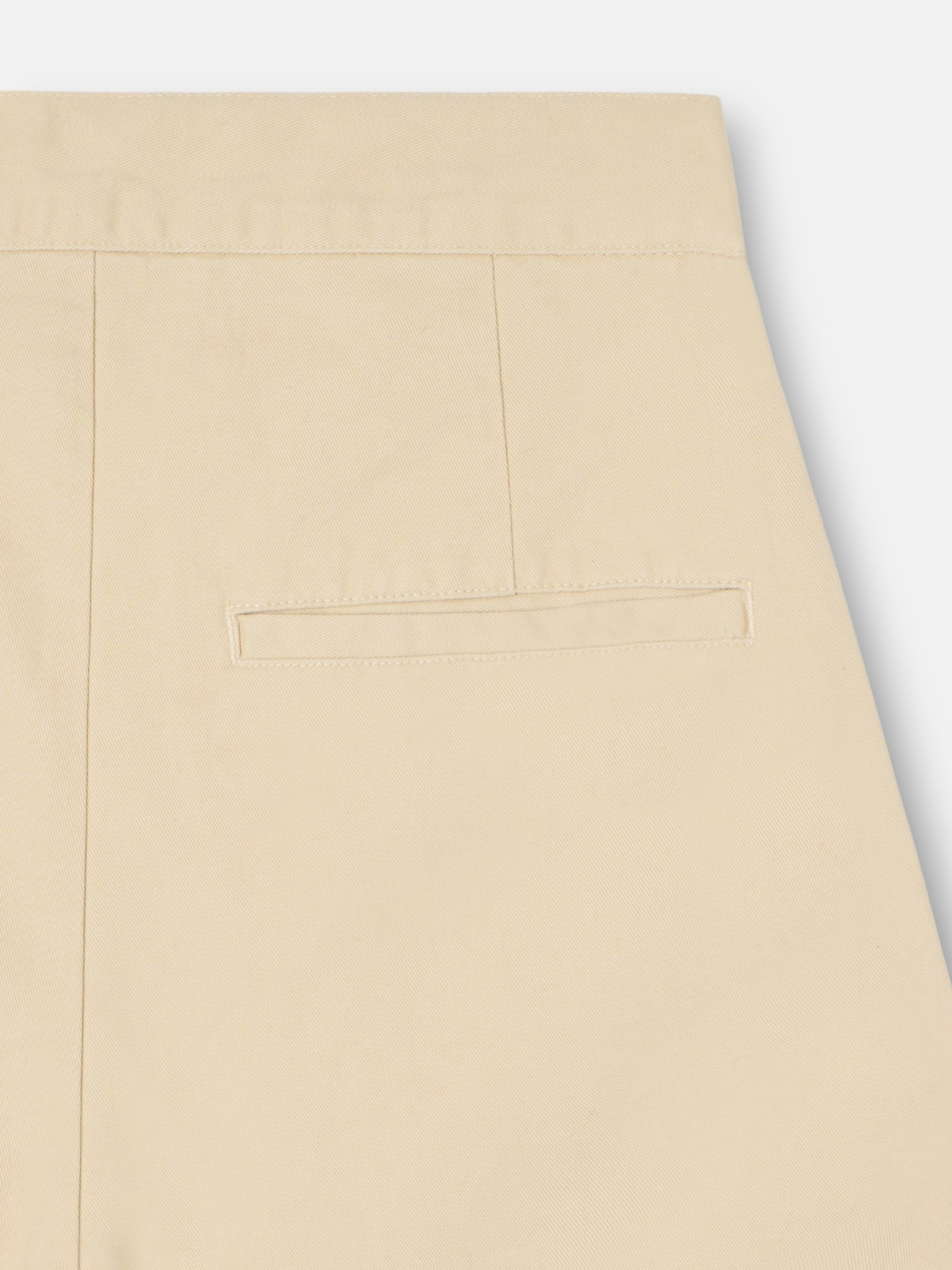 Bermuda sahariana beige