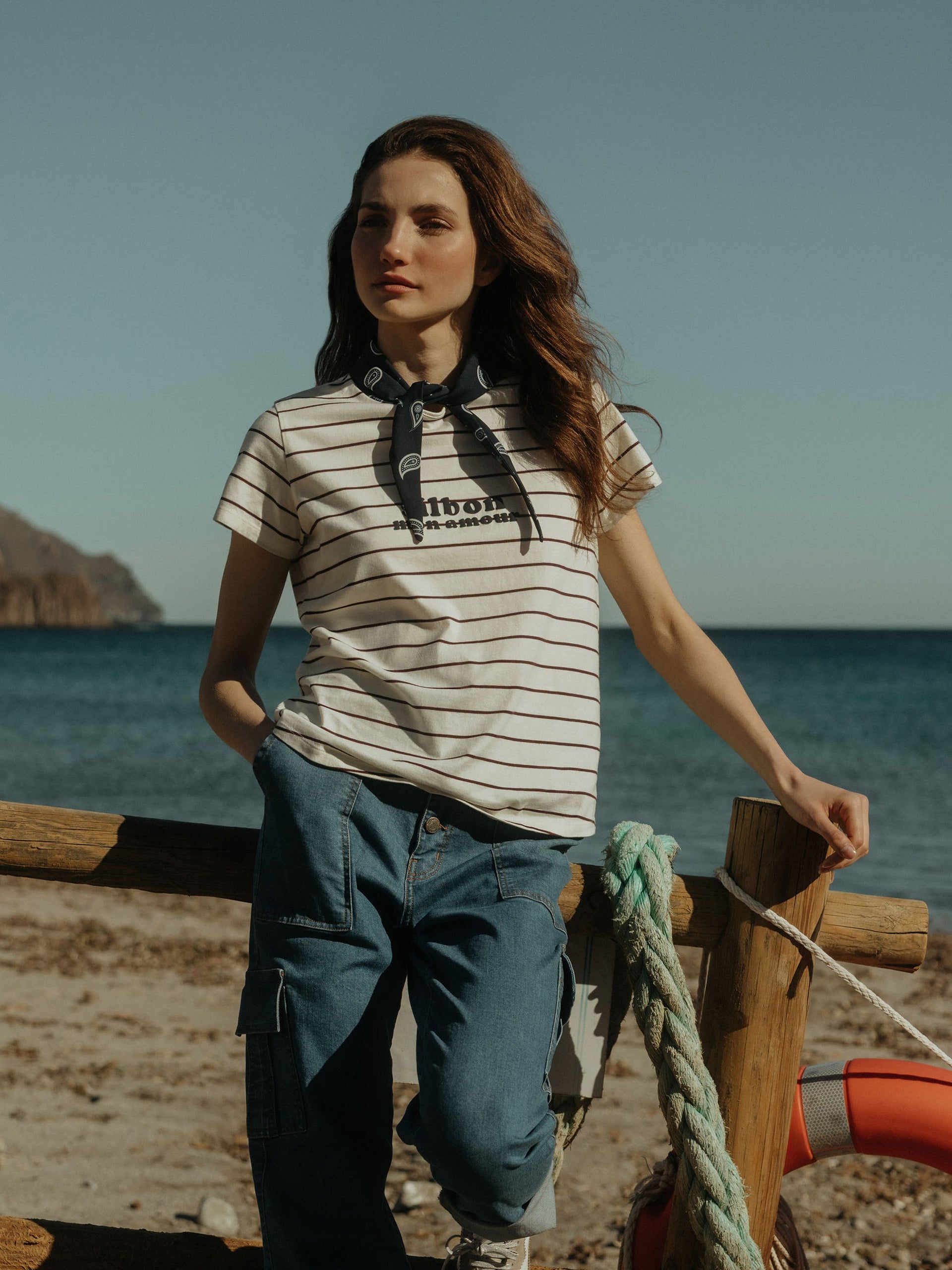 Camiseta woman aplique silbon bandana morada