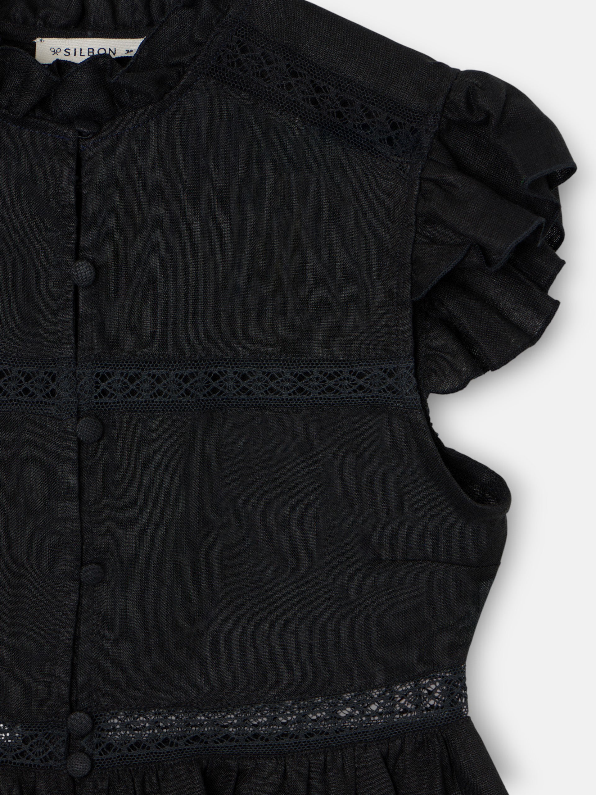 Blusa detalles bordados negra