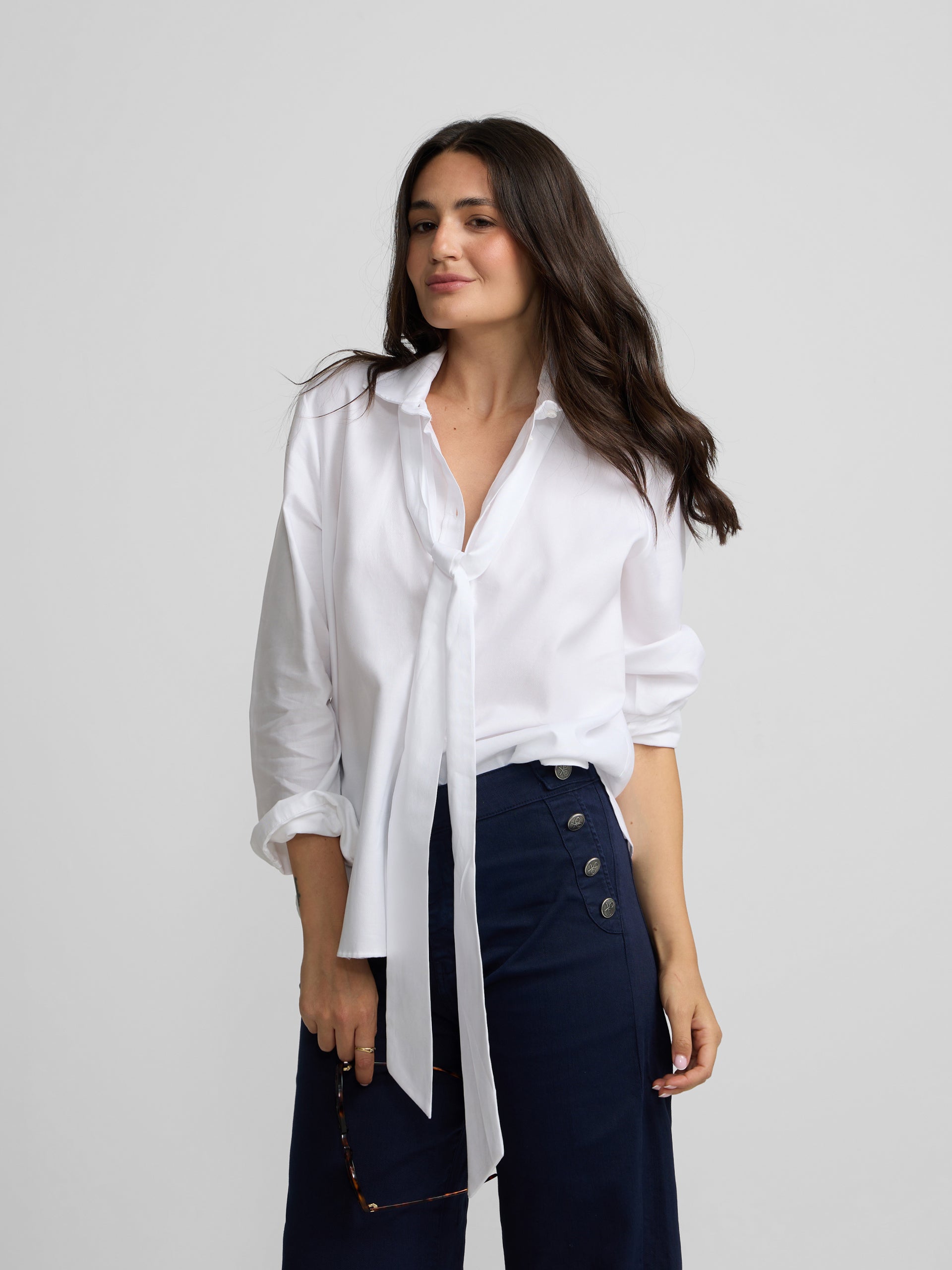 Camisa lazada blanca