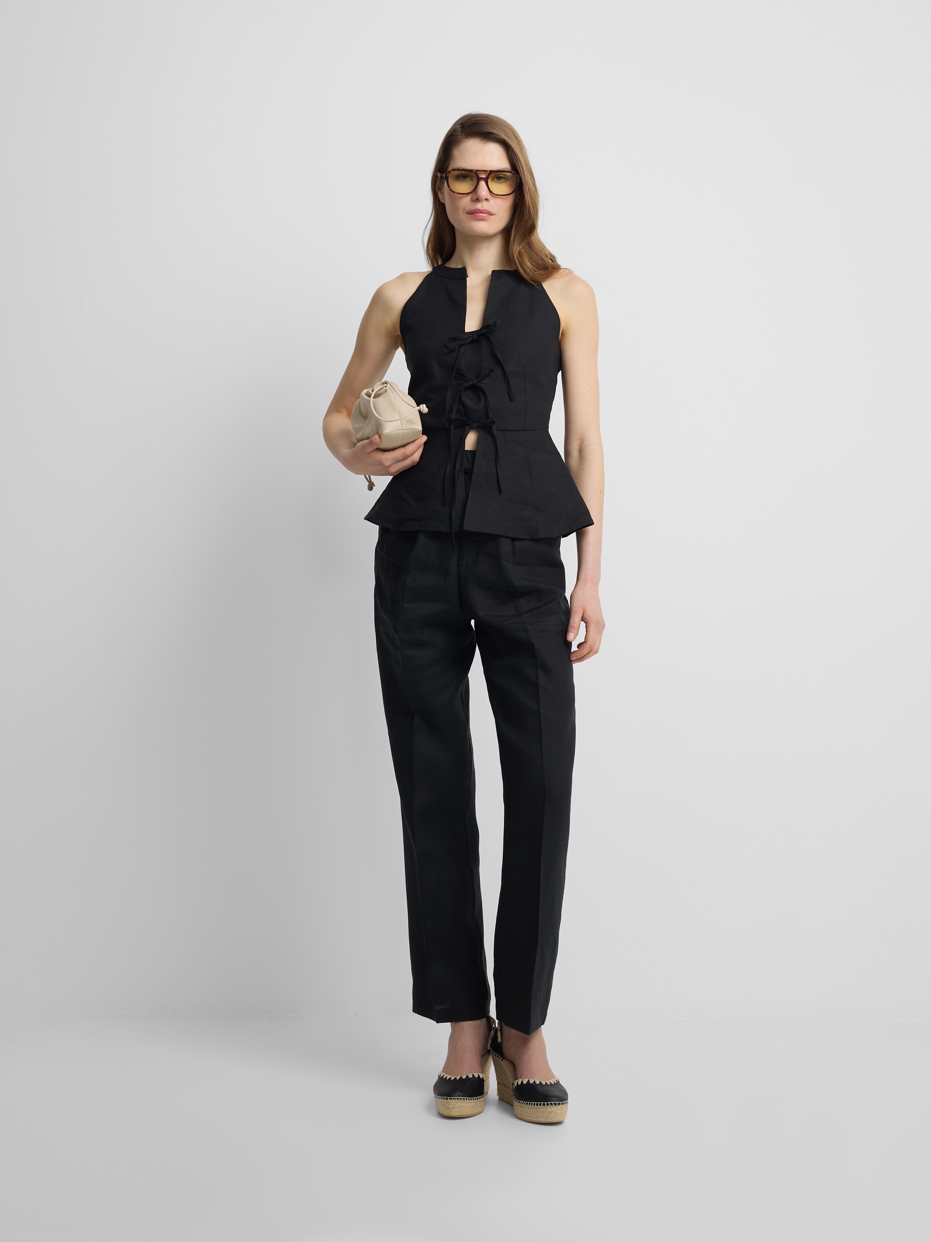 Chaleco lazos lino negro