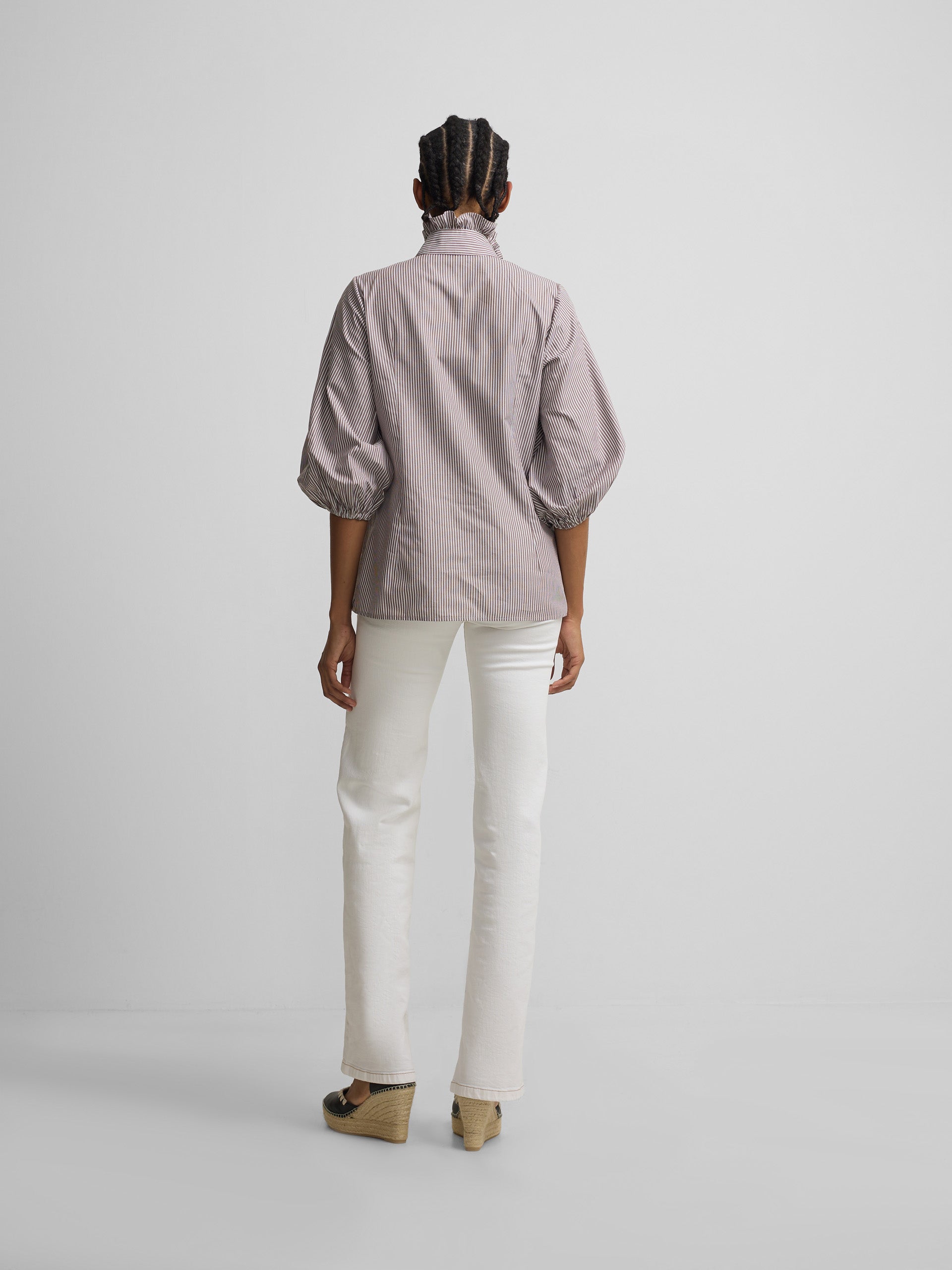 Pantalon denim hebillas blanco