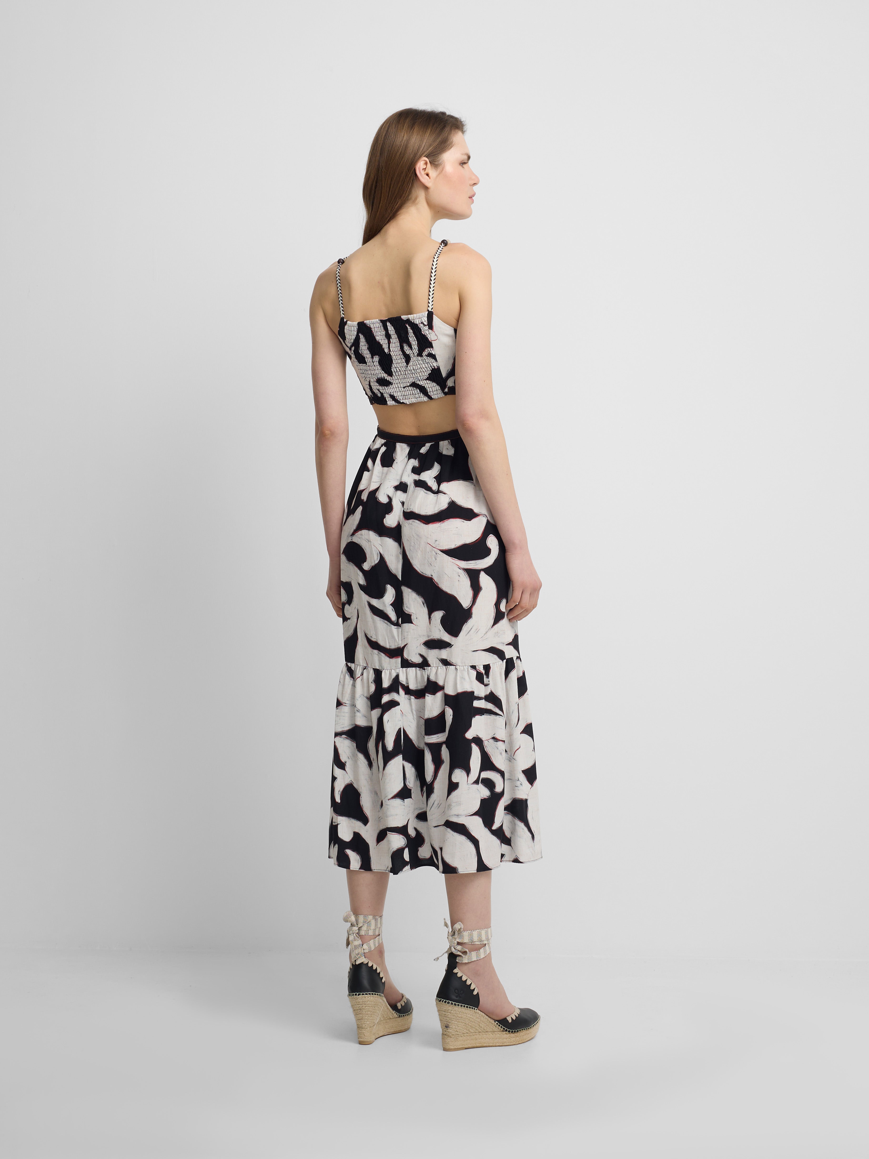 Vestido cut out estampado flores negro
