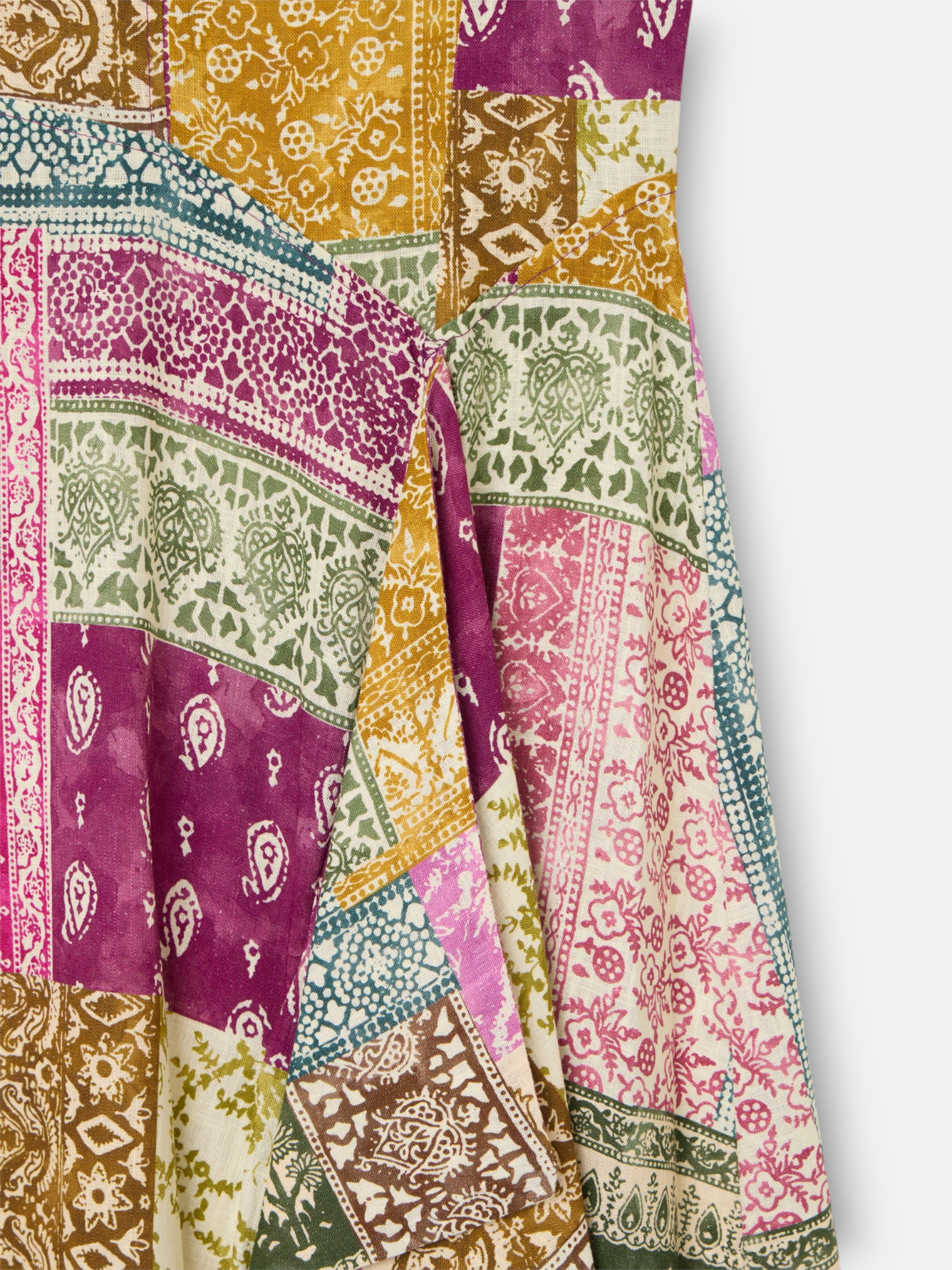 Vestido midi estampado patchwork cores