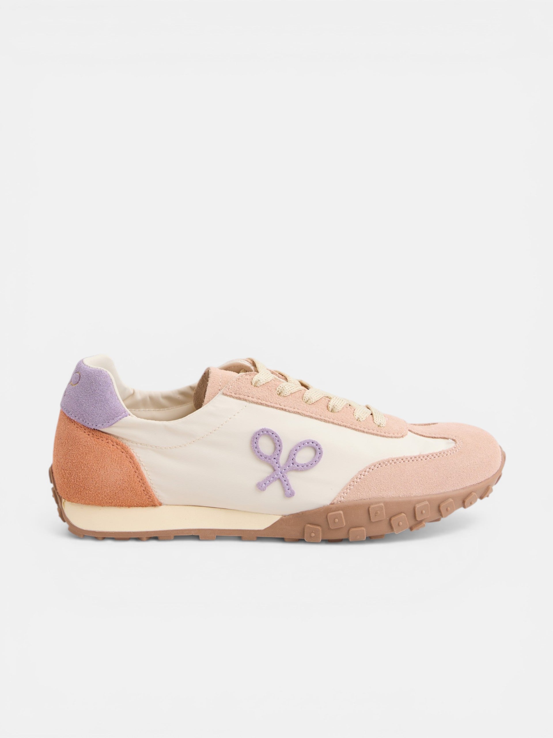 Baskets de course violettes et orange