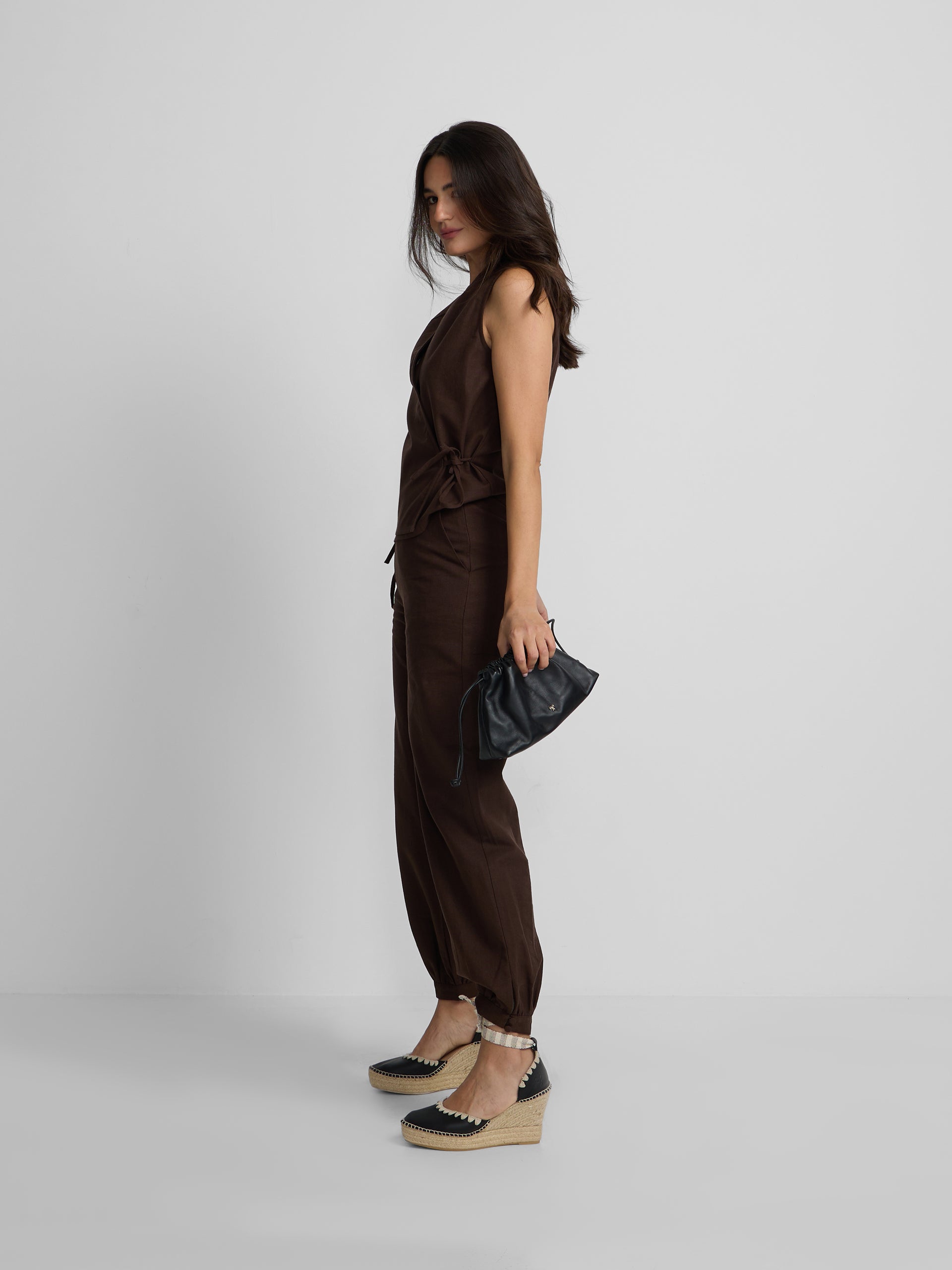 Pantalon bombacho lino marron