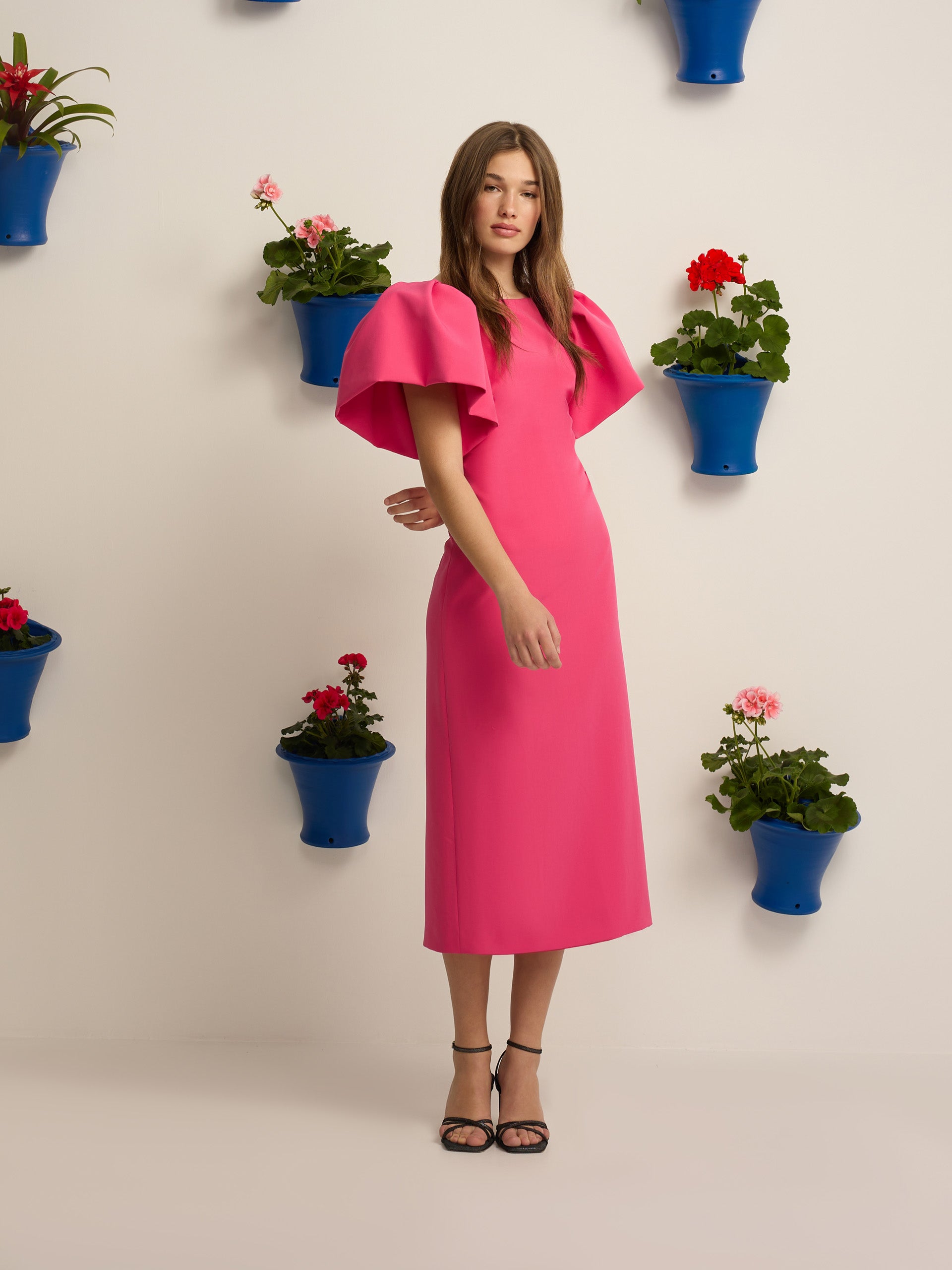 Event Collection midi dress with puffed sleeves in pink