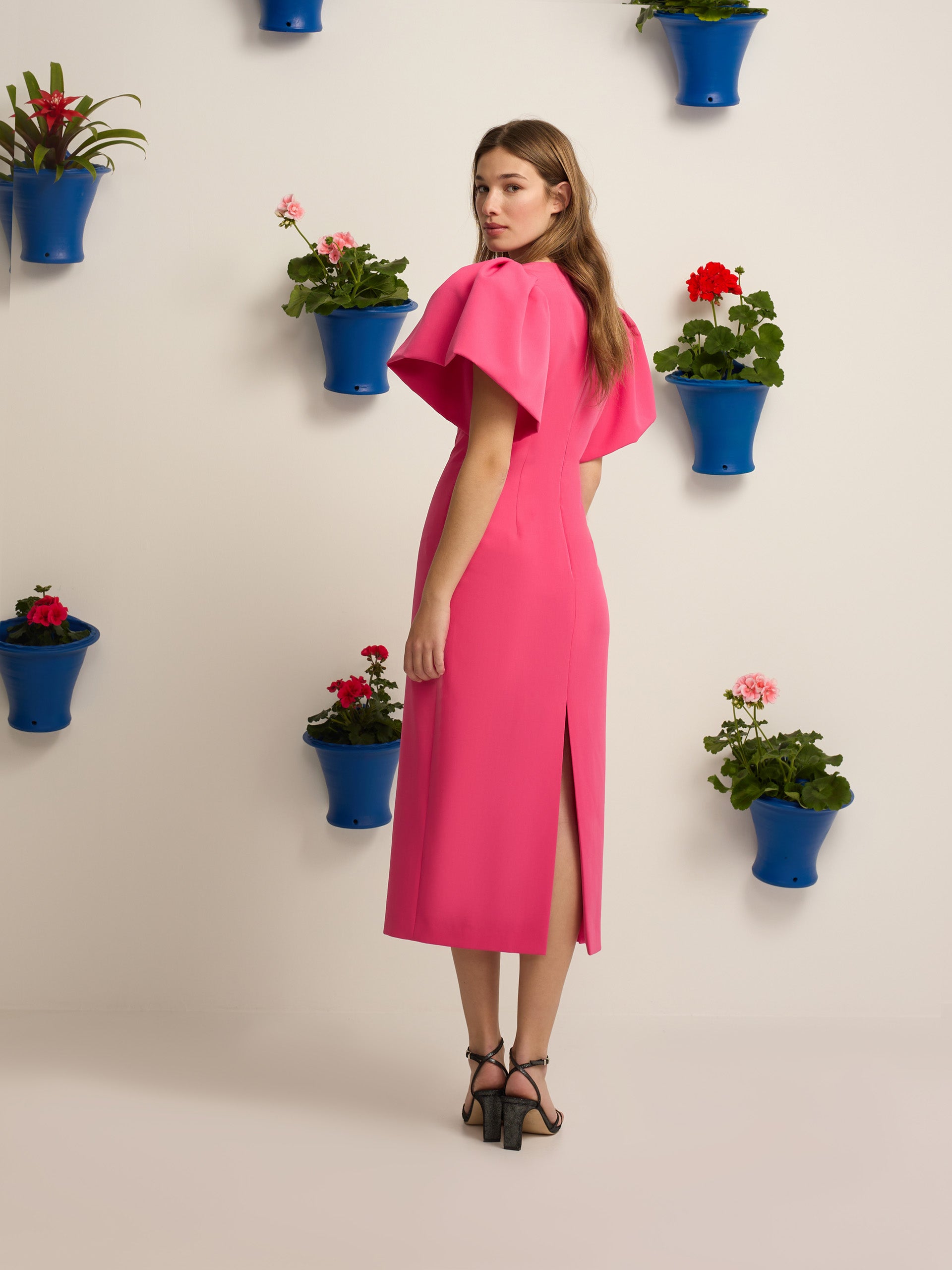 Event Collection midi dress with puffed sleeves in pink