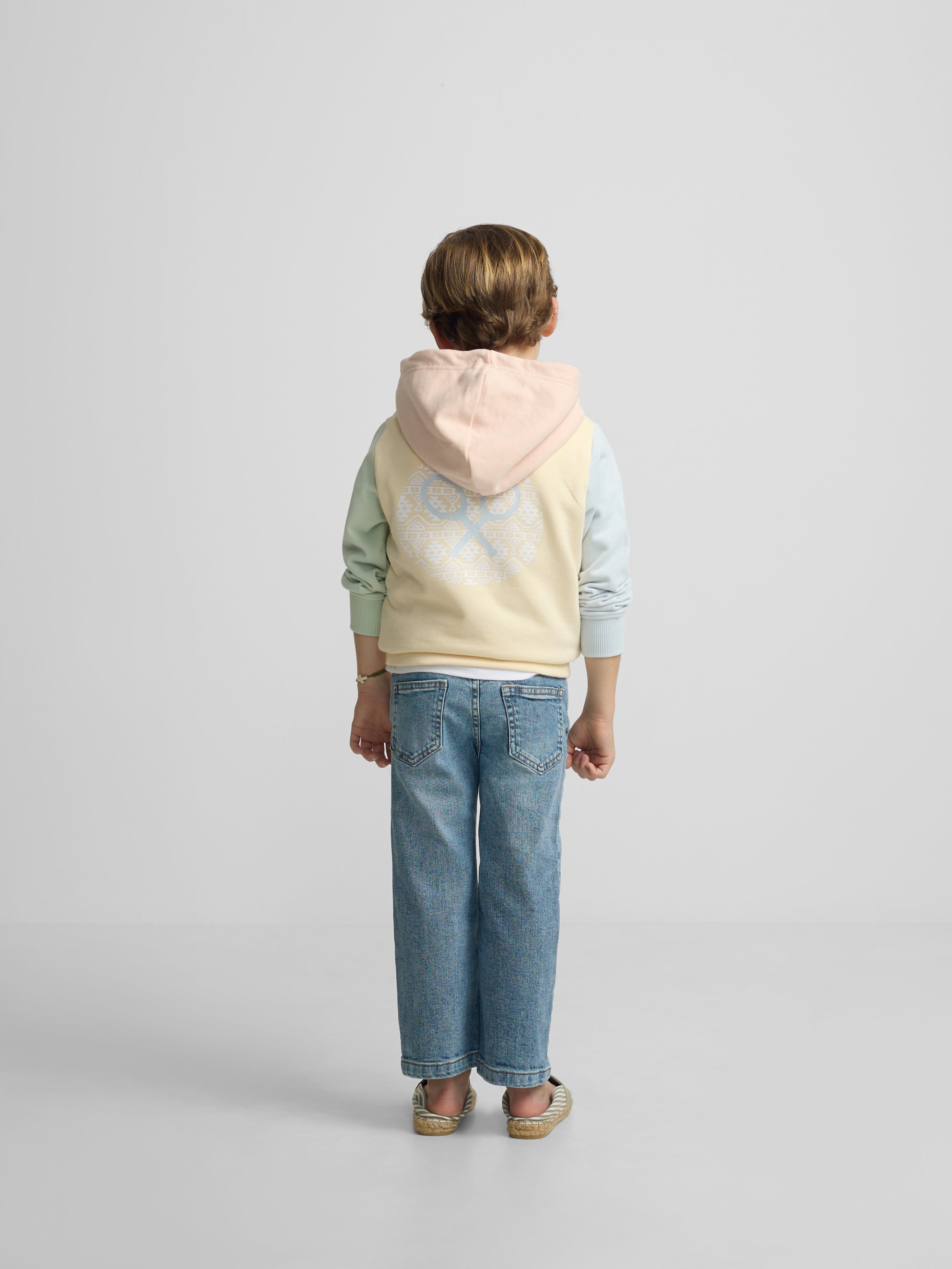 Sweatshirt kids com capuz multicolor amarelo
