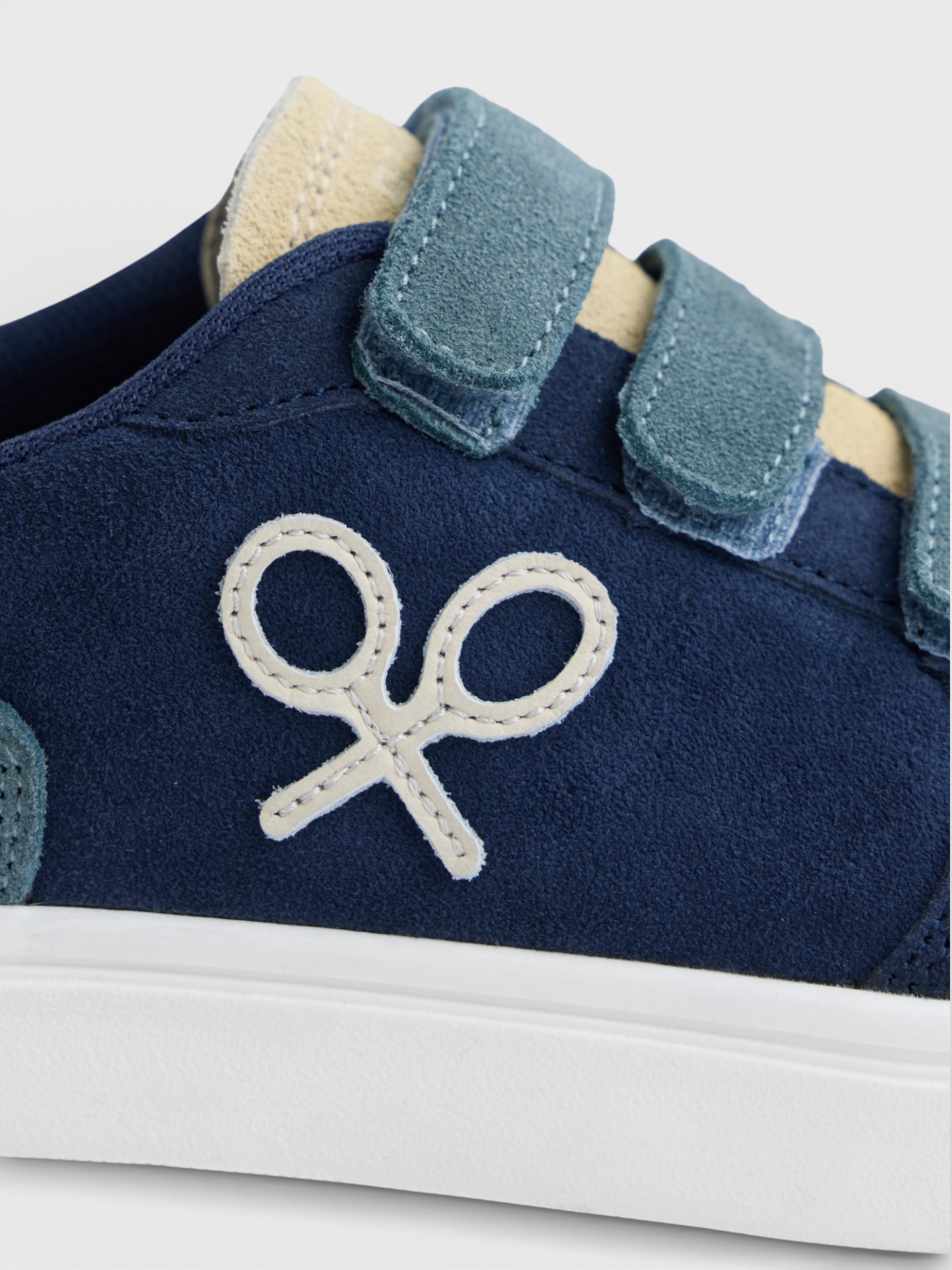 Zapatilla kids velcro multicolor azul marino