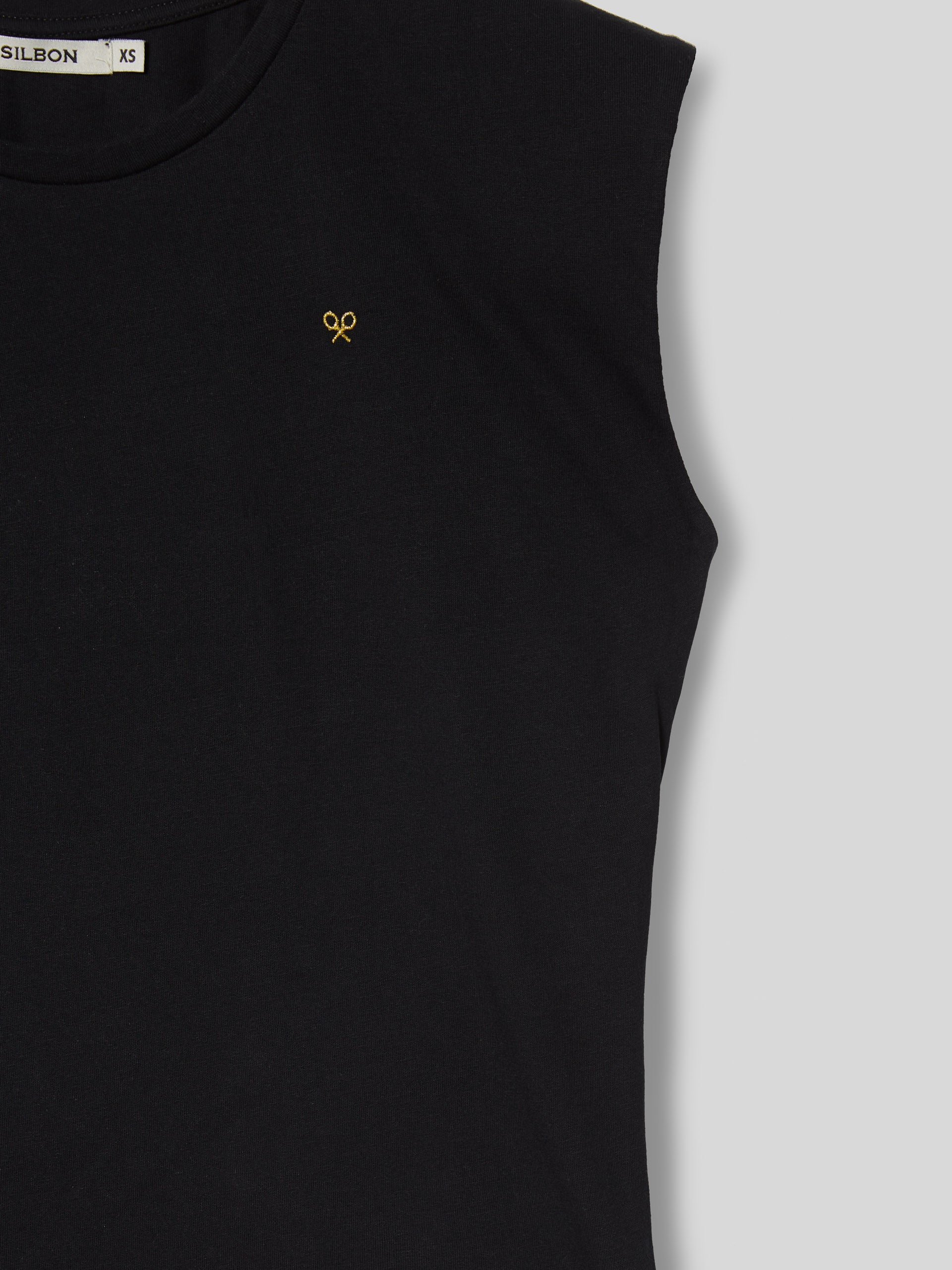 Black woman sun t-shirt