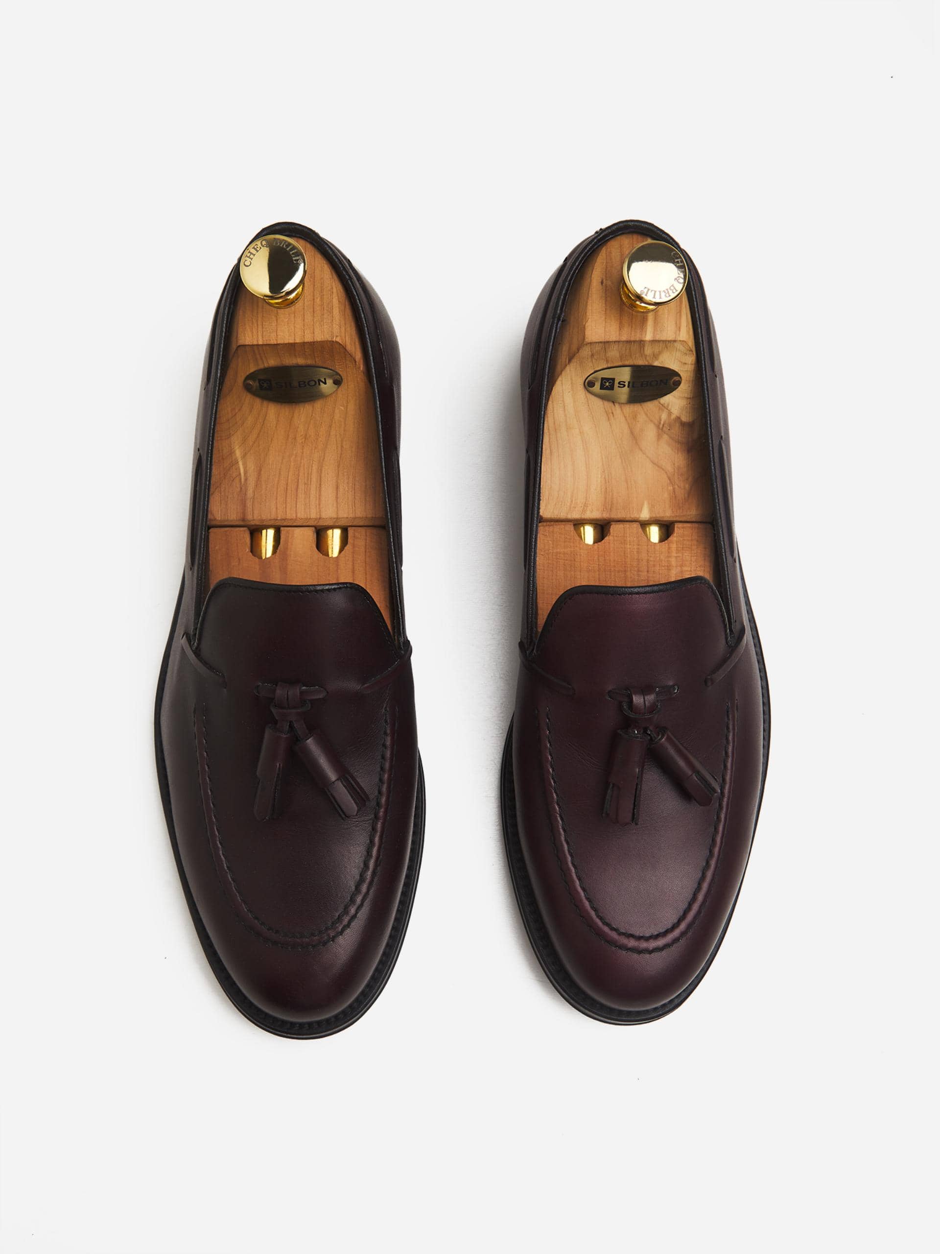 Zapato vestir borlas burdeos mate