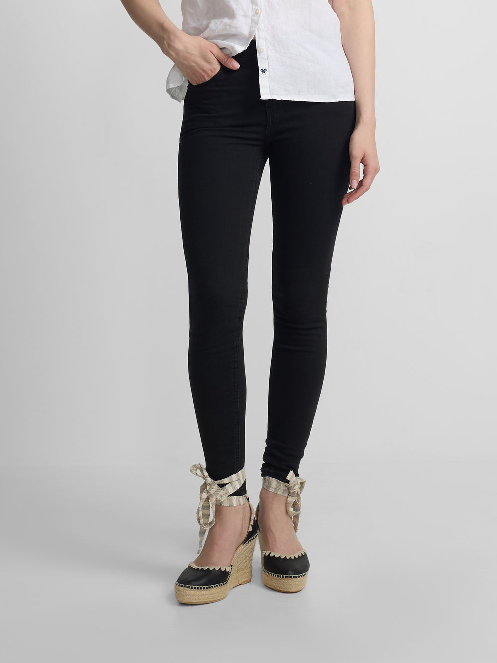 Women's slim fit black trousers