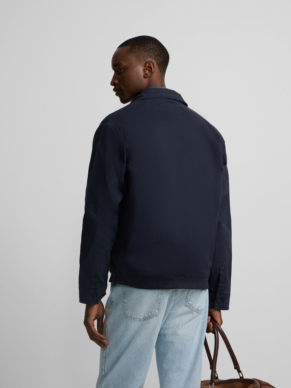 Cazadora garment dye azul marino